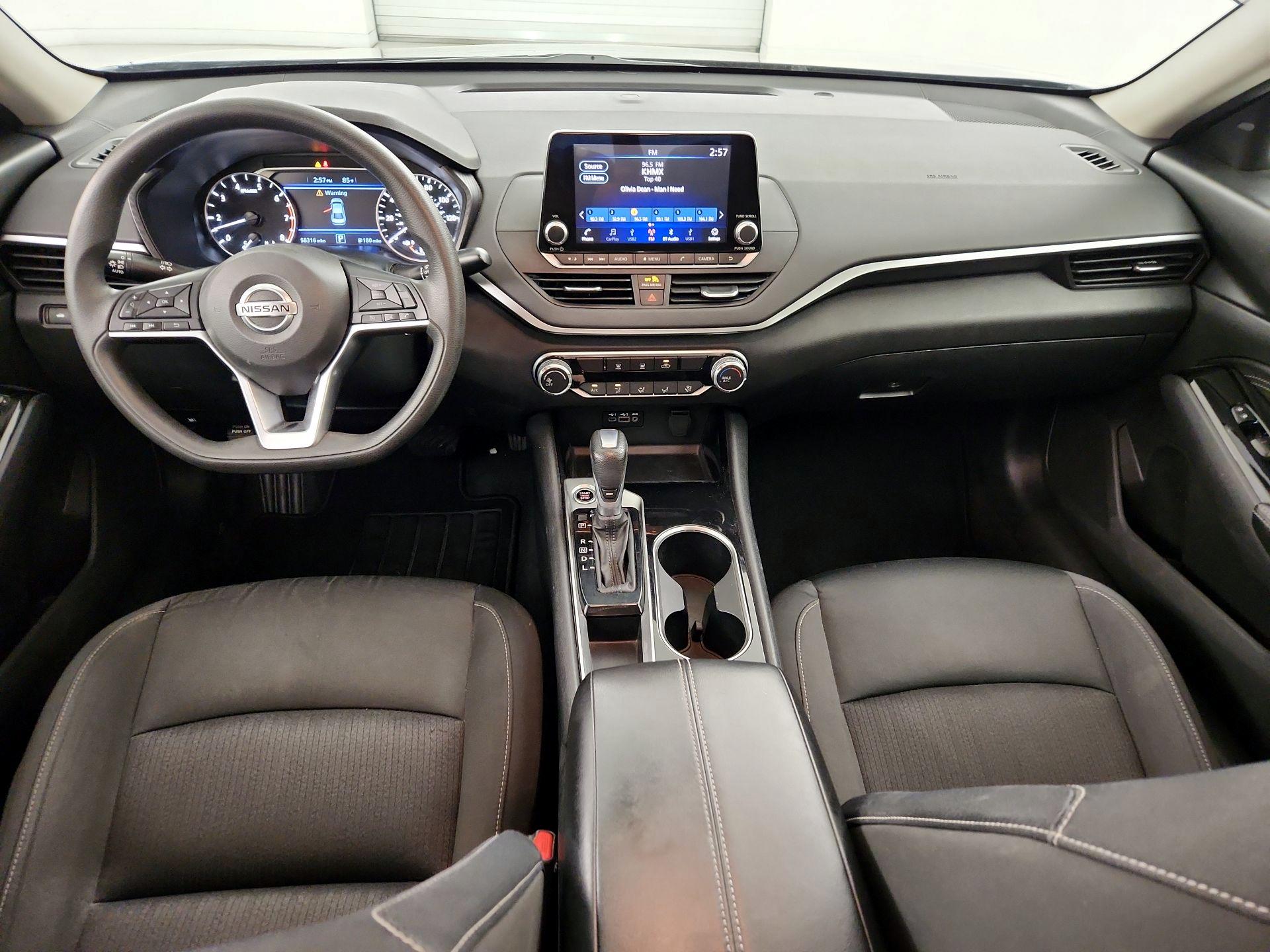 Thumbnail: 2021 Nissan Altima - 9