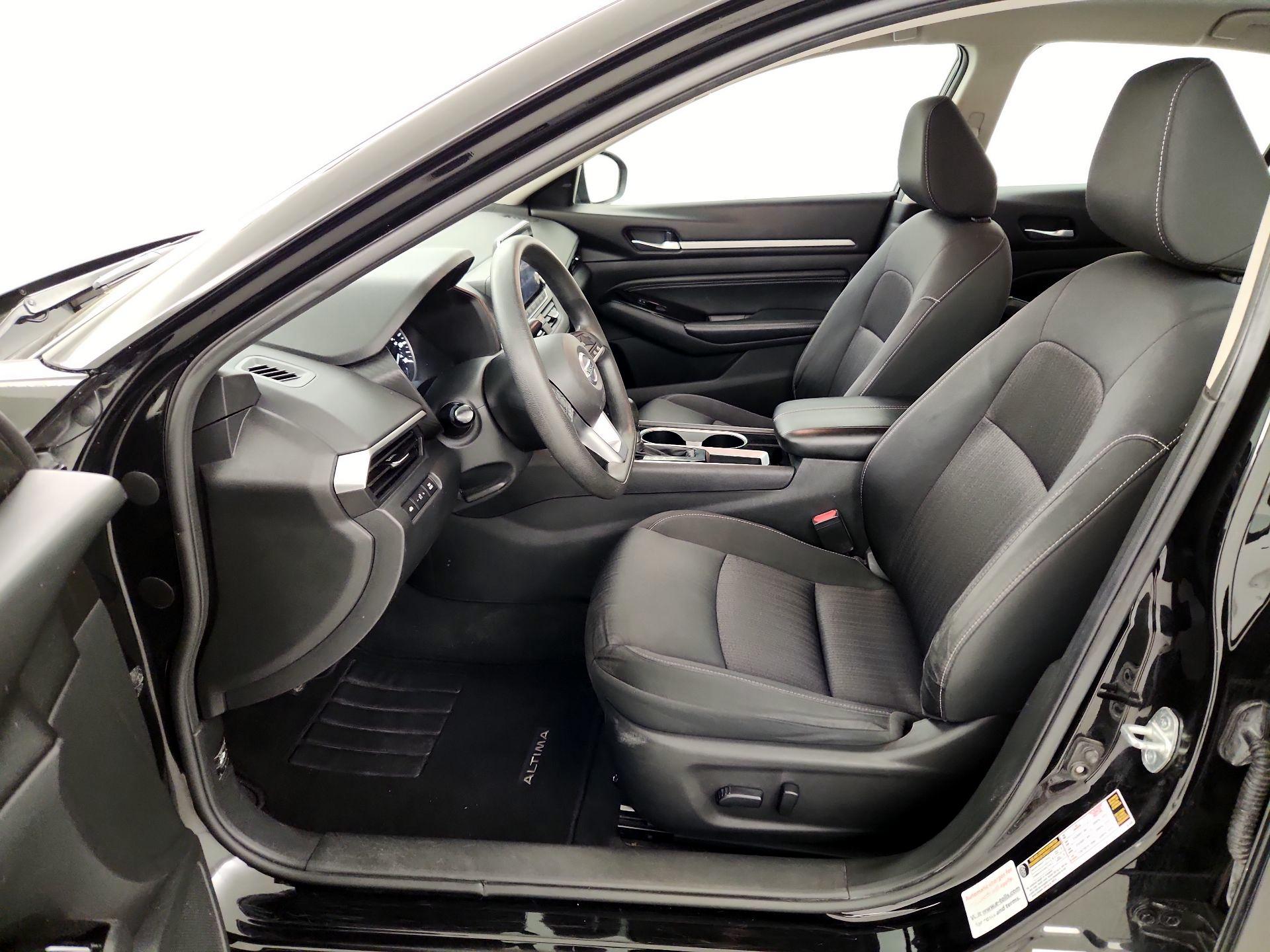 Thumbnail: 2021 Nissan Altima - 11