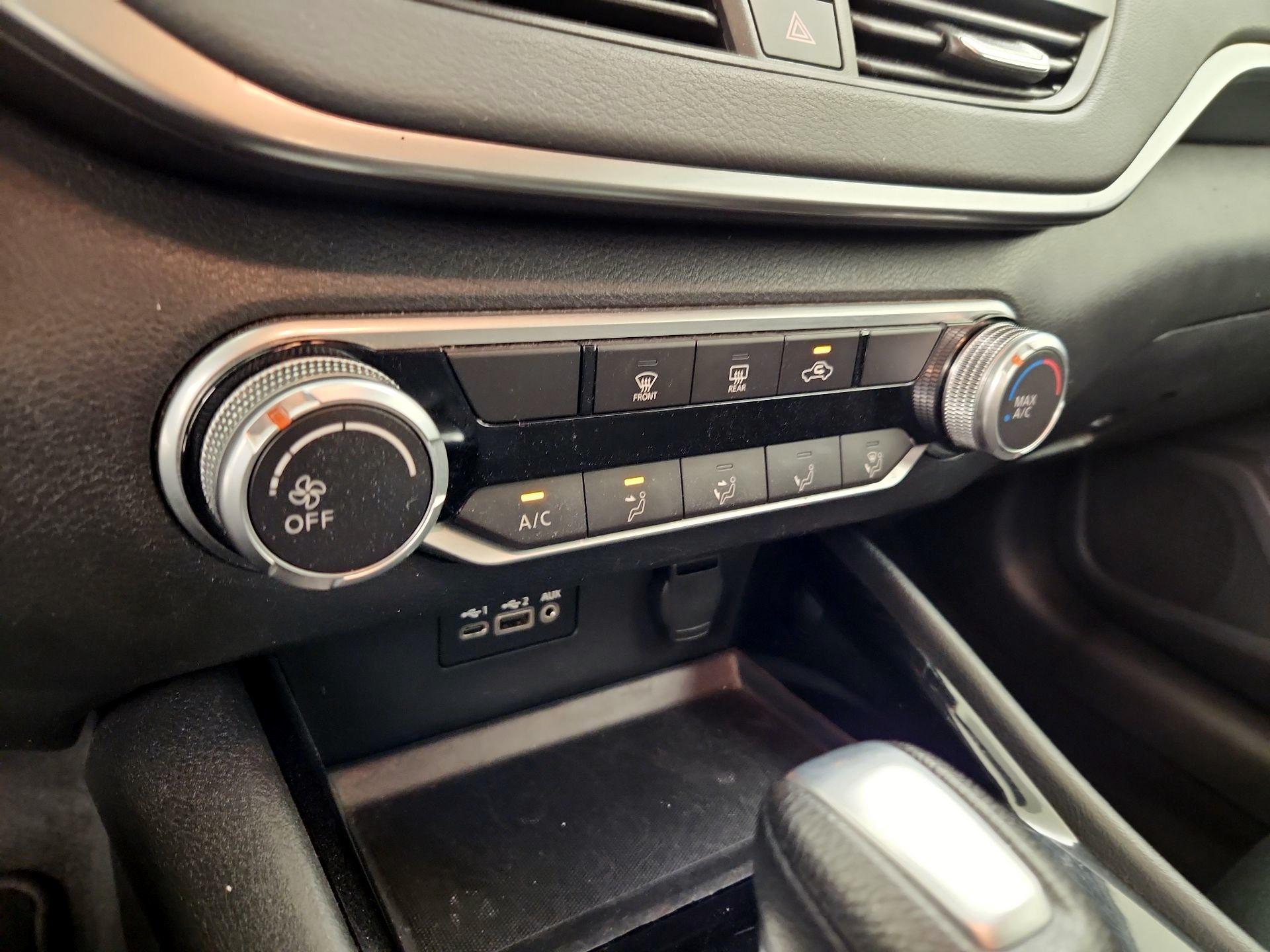 Thumbnail: 2021 Nissan Altima - 16