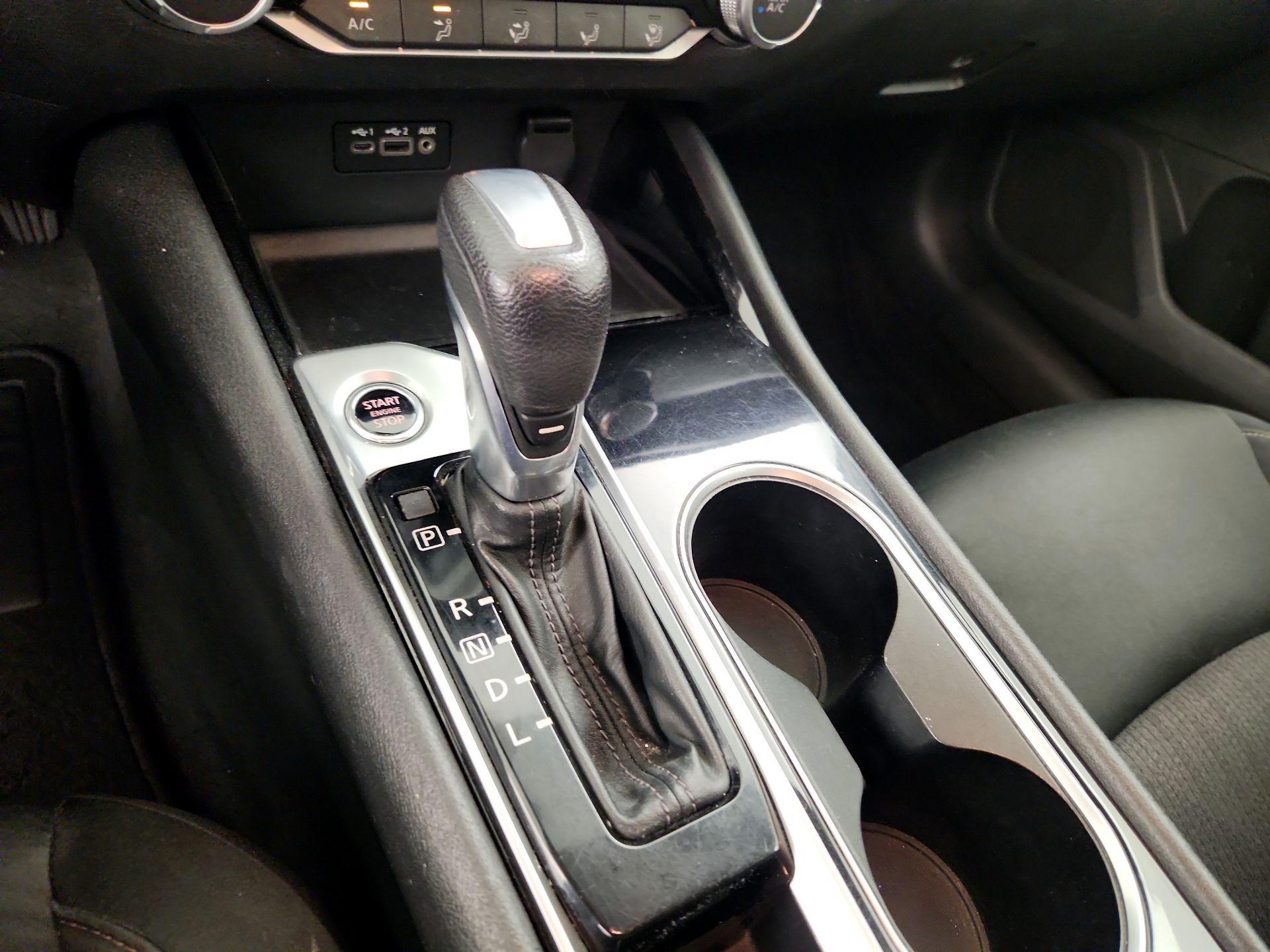 Thumbnail: 2021 Nissan Altima - 17