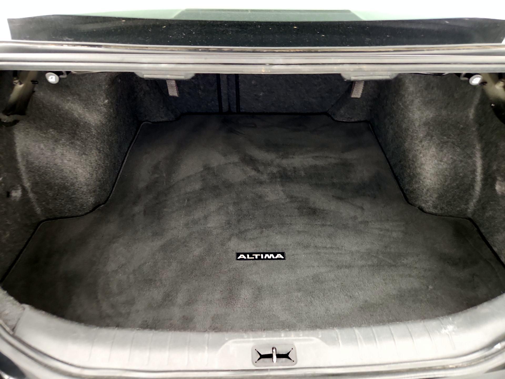 Thumbnail: 2021 Nissan Altima - 20