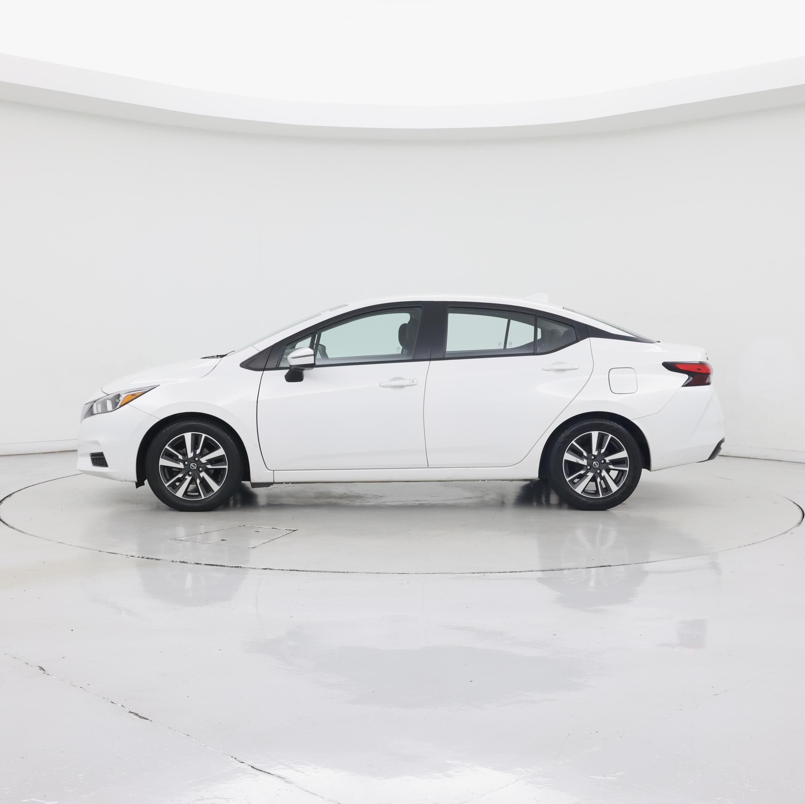 Thumbnail: 2021 Nissan Versa - 3