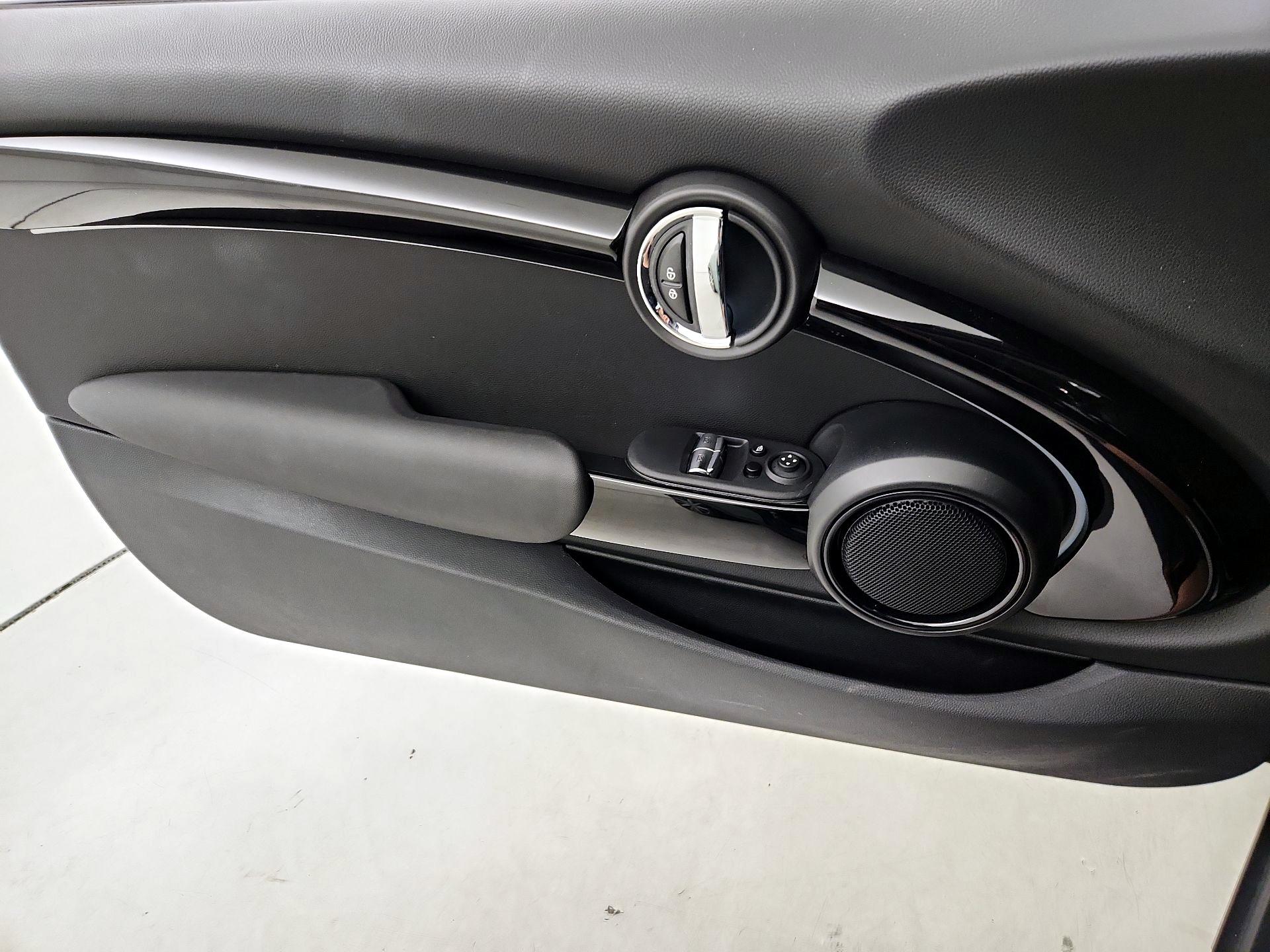 Thumbnail: 2023 MINI Cooper Hardtop - 12