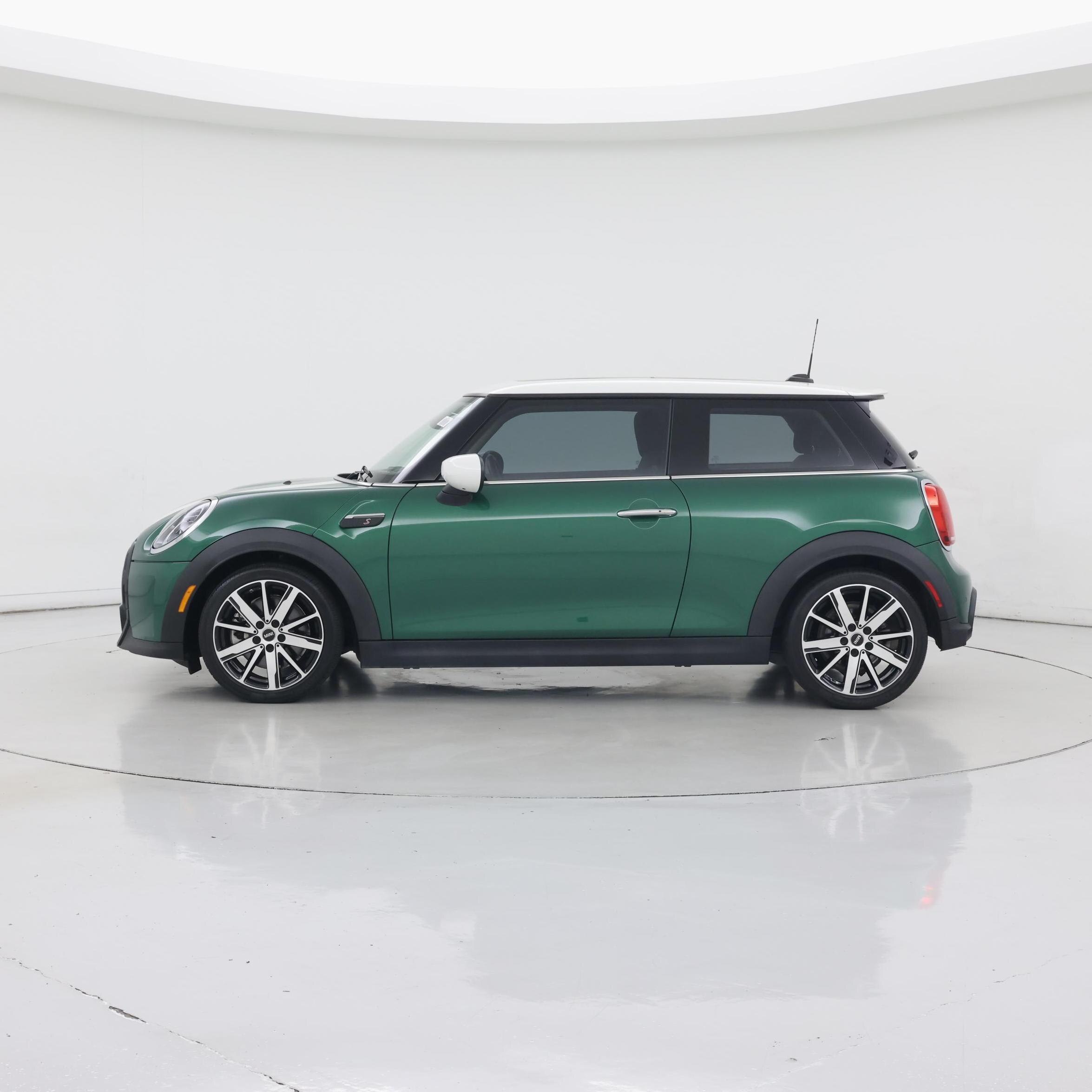 Thumbnail: 2023 MINI Cooper Hardtop - 3
