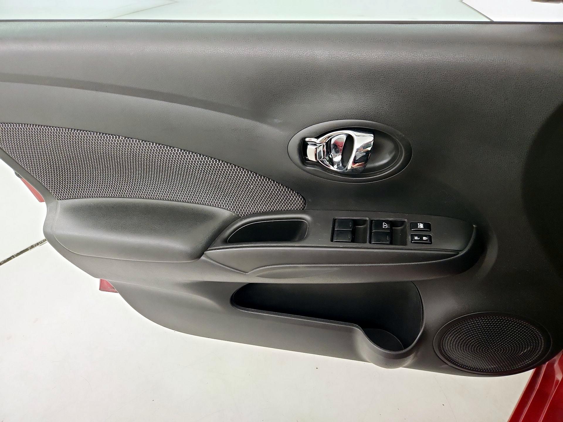 Thumbnail: 2015 Nissan Versa - 12