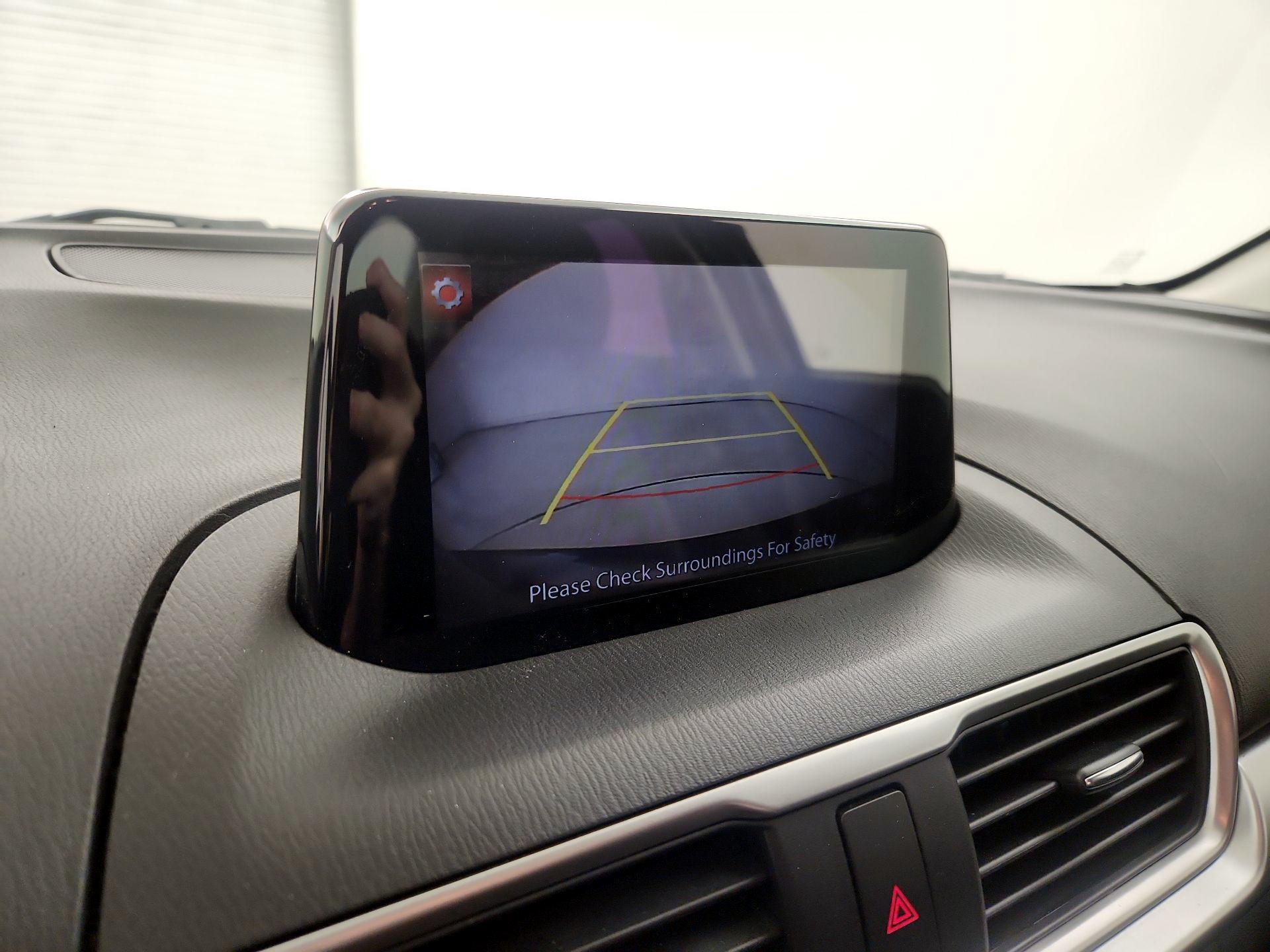 Thumbnail: 2017 Mazda Mazda3 - 14