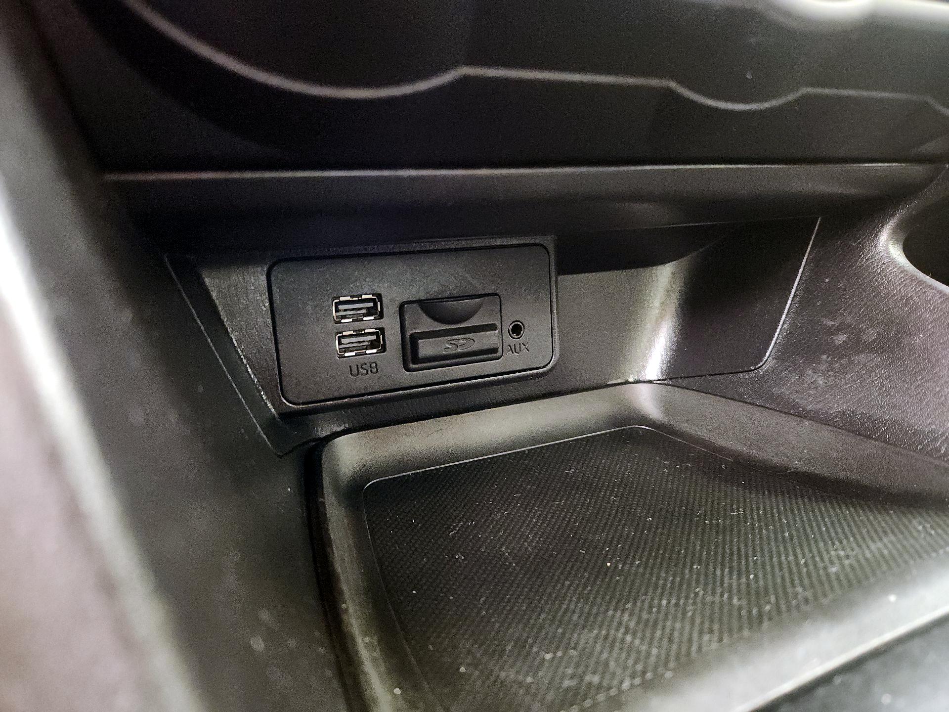 Thumbnail: 2017 Mazda Mazda3 - 18