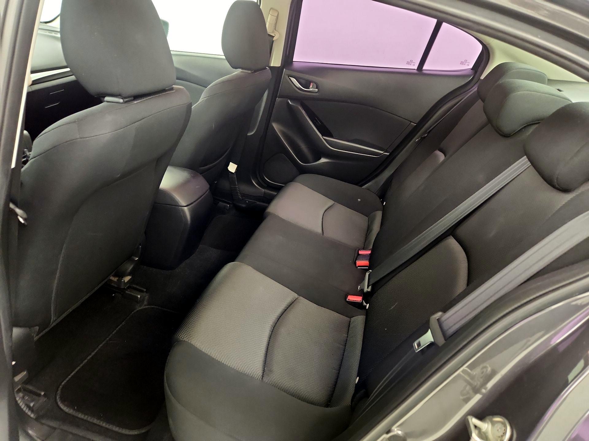 Thumbnail: 2017 Mazda Mazda3 - 19