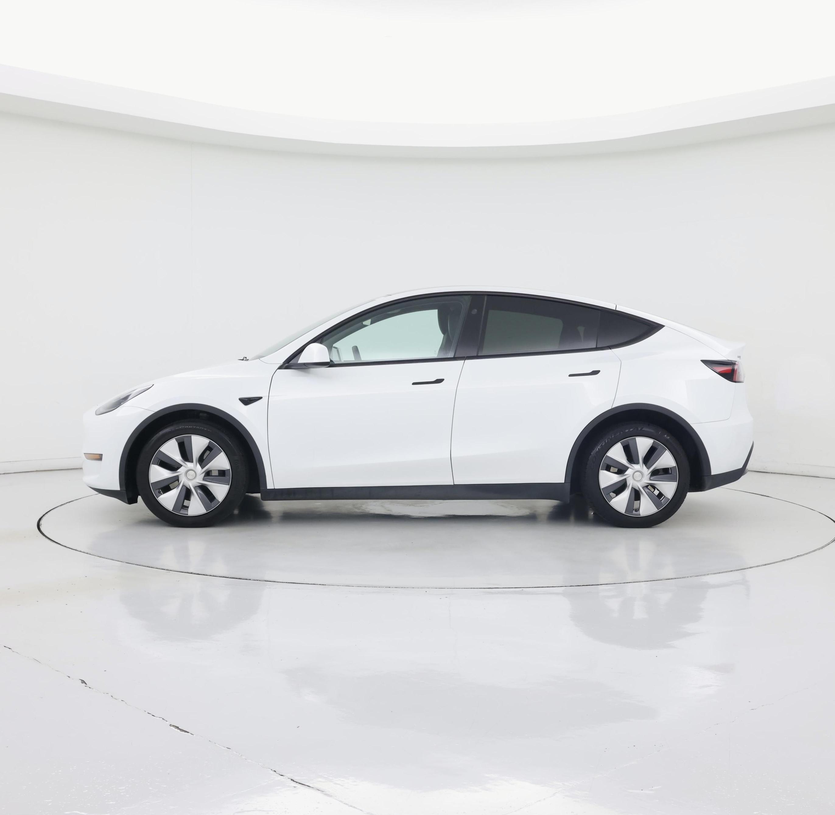 Thumbnail: 2023 Tesla Model Y - 3