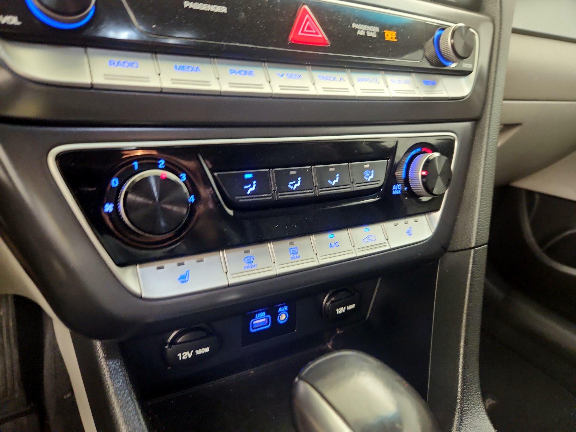 Thumbnail: 2018 Hyundai Sonata - 16