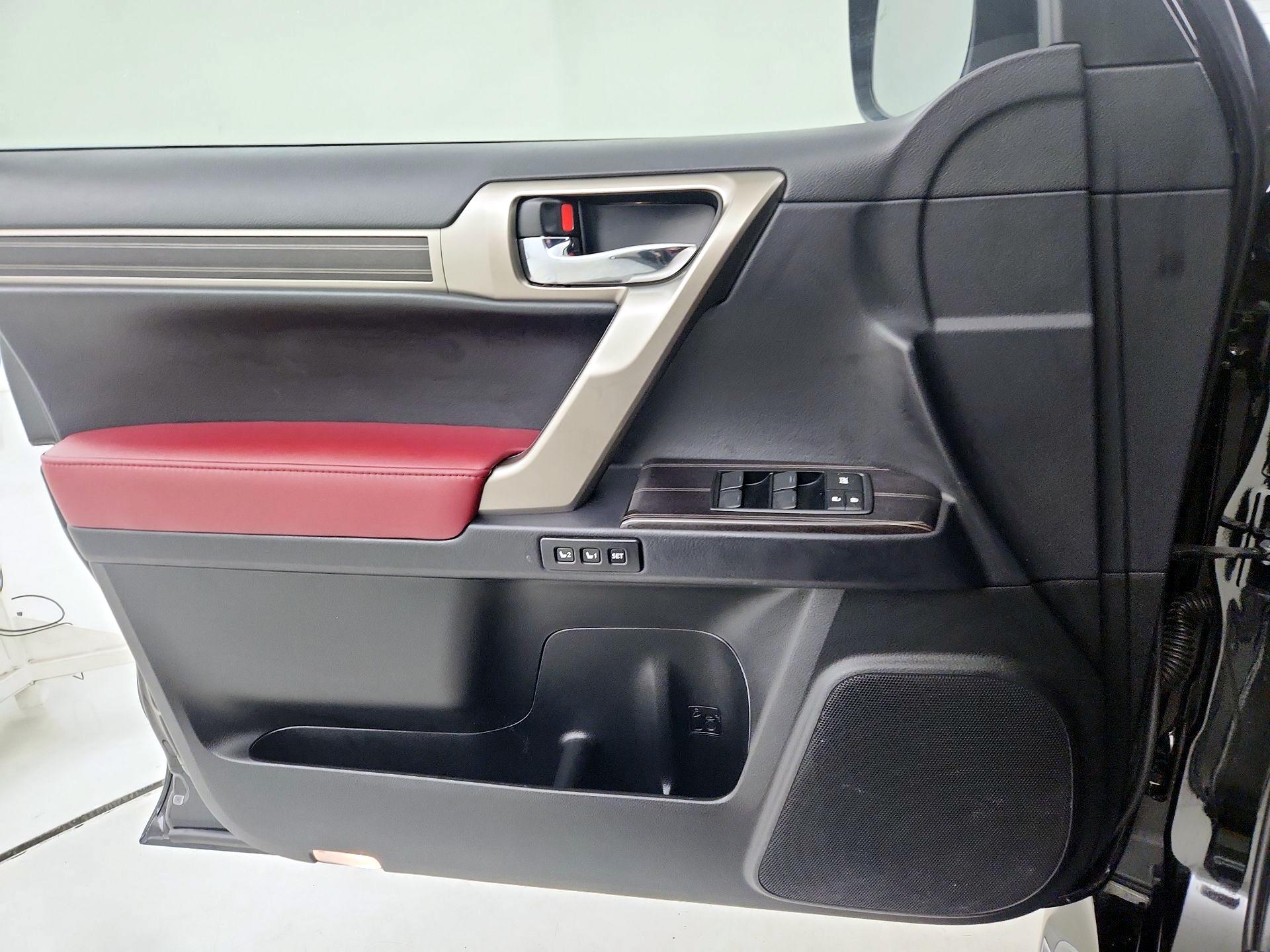 Thumbnail: 2021 Lexus GX - 12