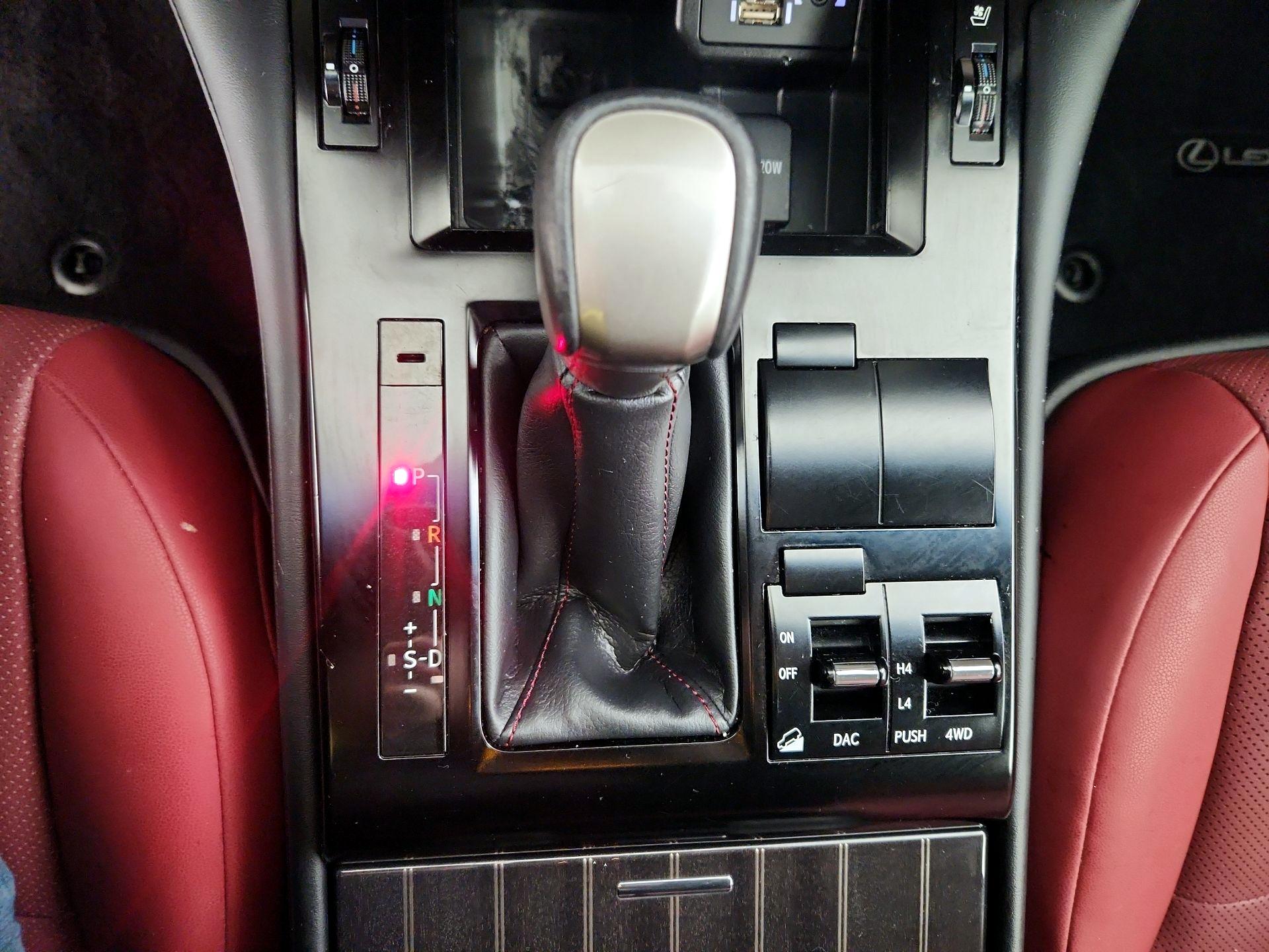 Thumbnail: 2021 Lexus GX - 18