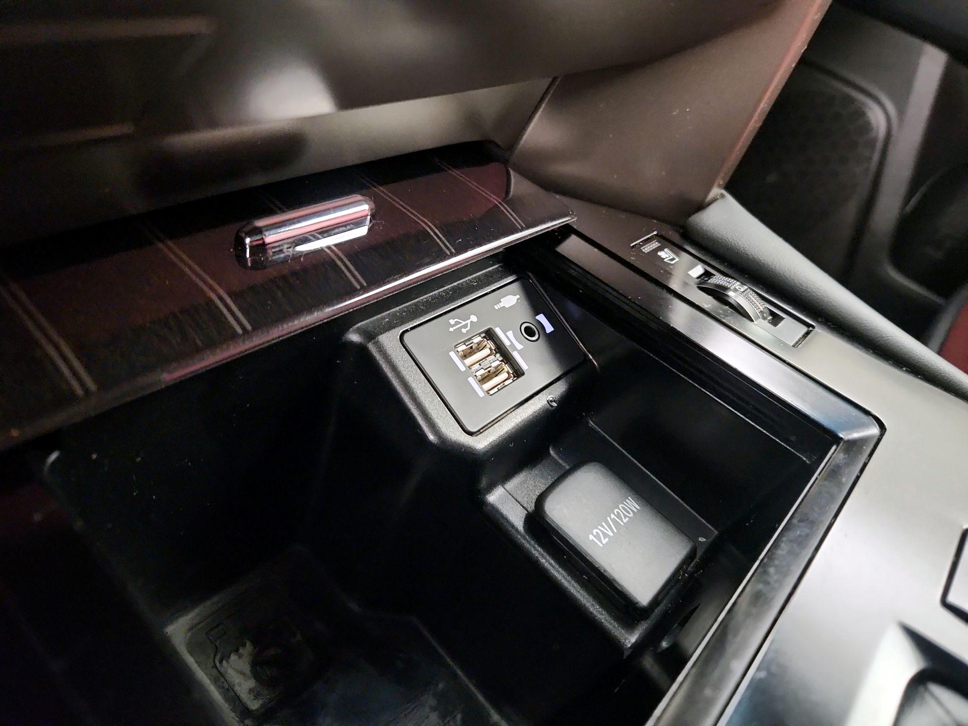 Thumbnail: 2021 Lexus GX - 19