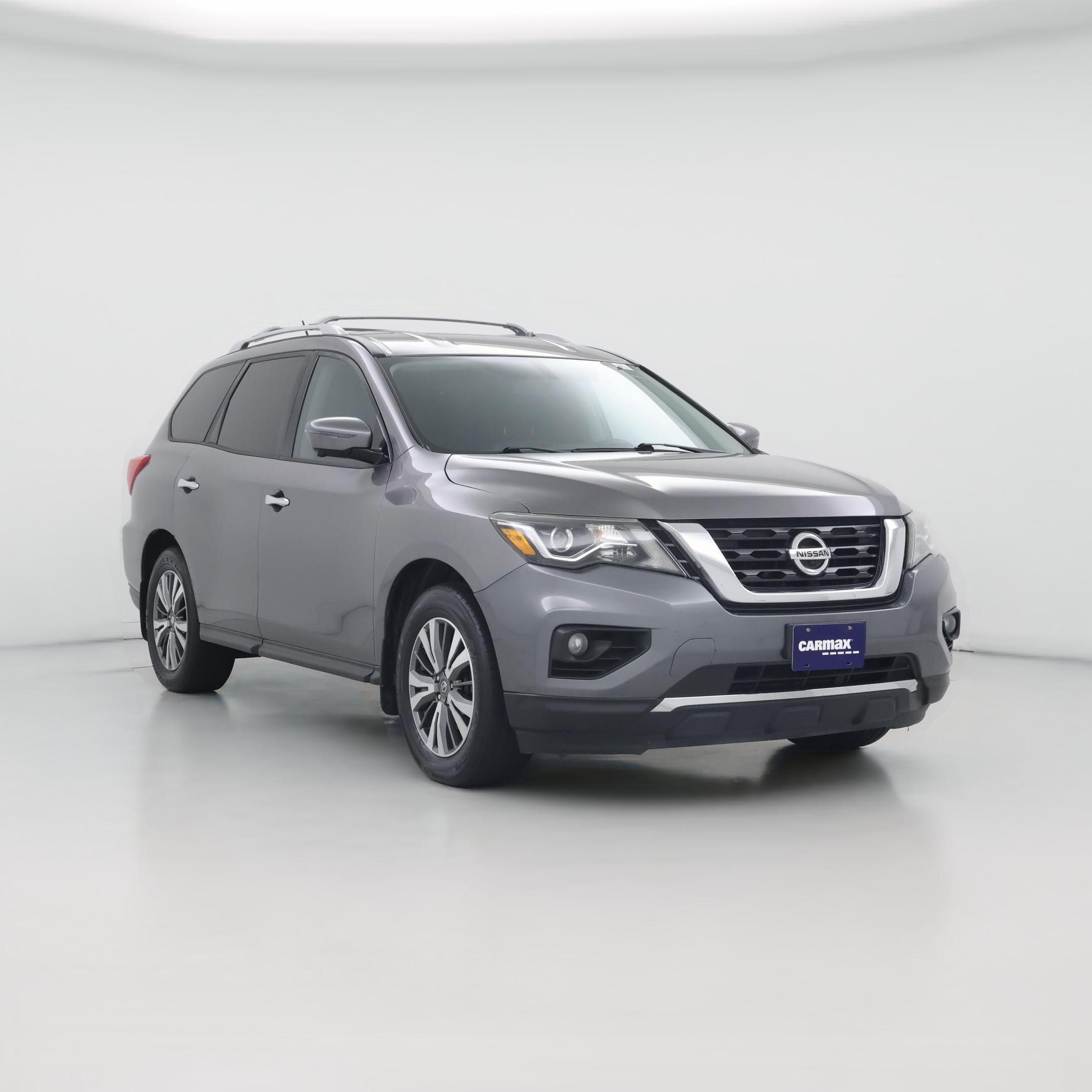 Thumbnail: 2017 Nissan Pathfinder - 1