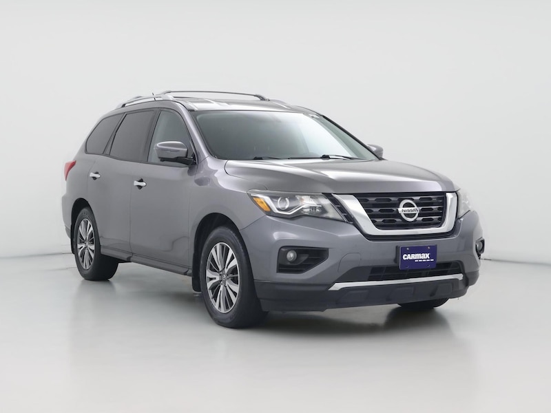 2017 Nissan Pathfinder SL