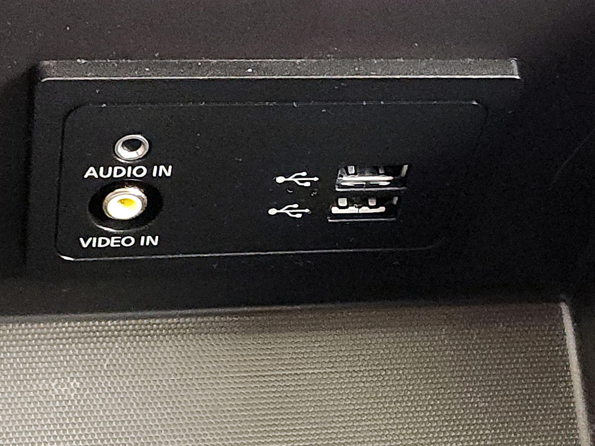 Thumbnail: 2017 Nissan Pathfinder - 18