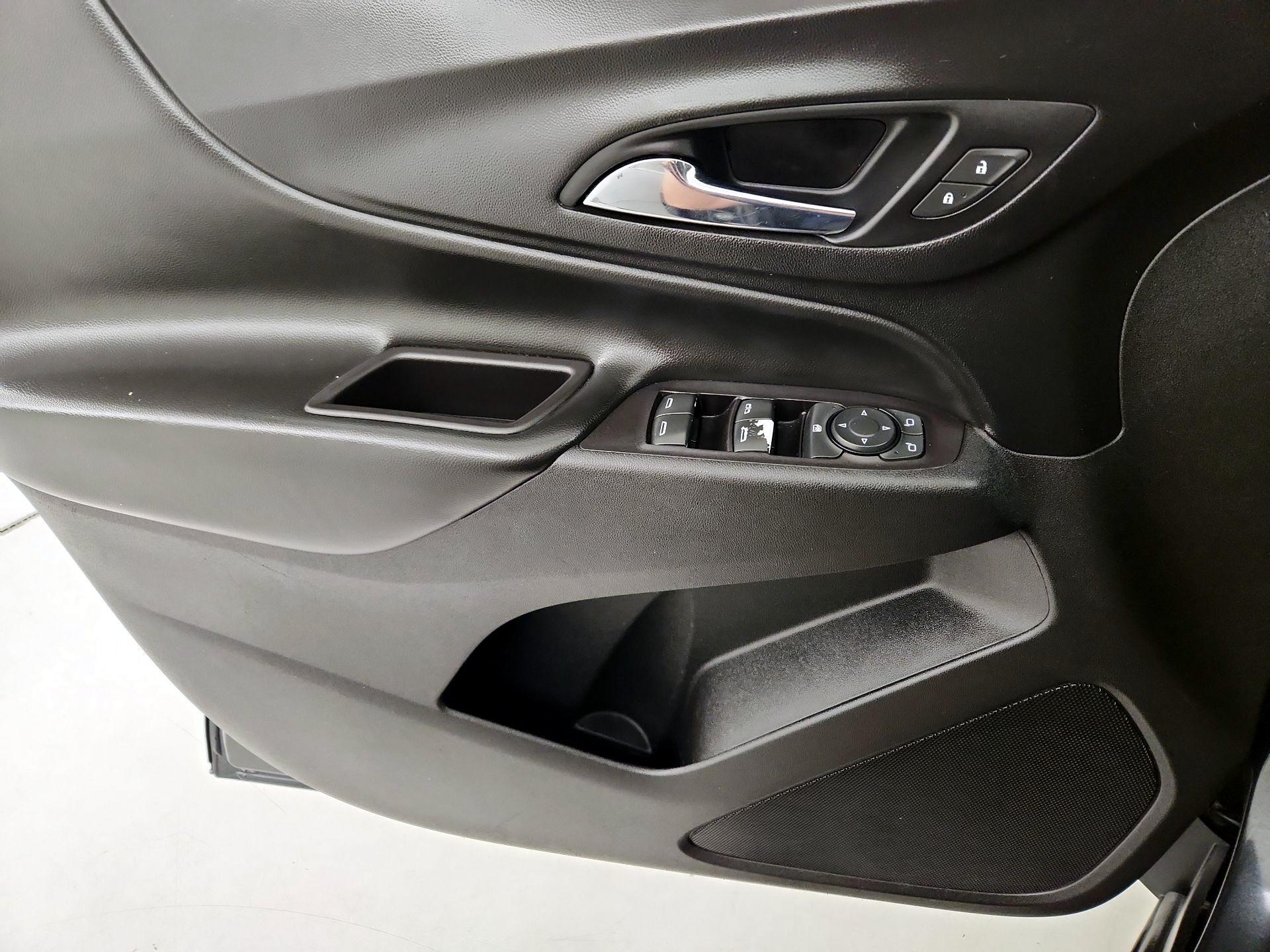 Thumbnail: 2021 Chevrolet Equinox - 12