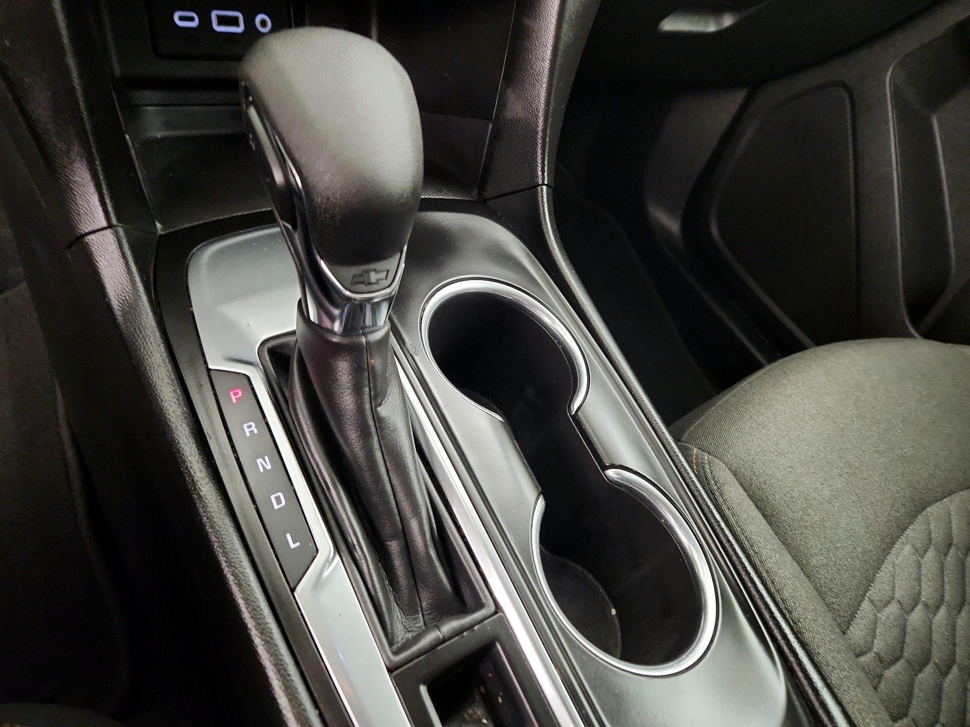 Thumbnail: 2021 Chevrolet Equinox - 17