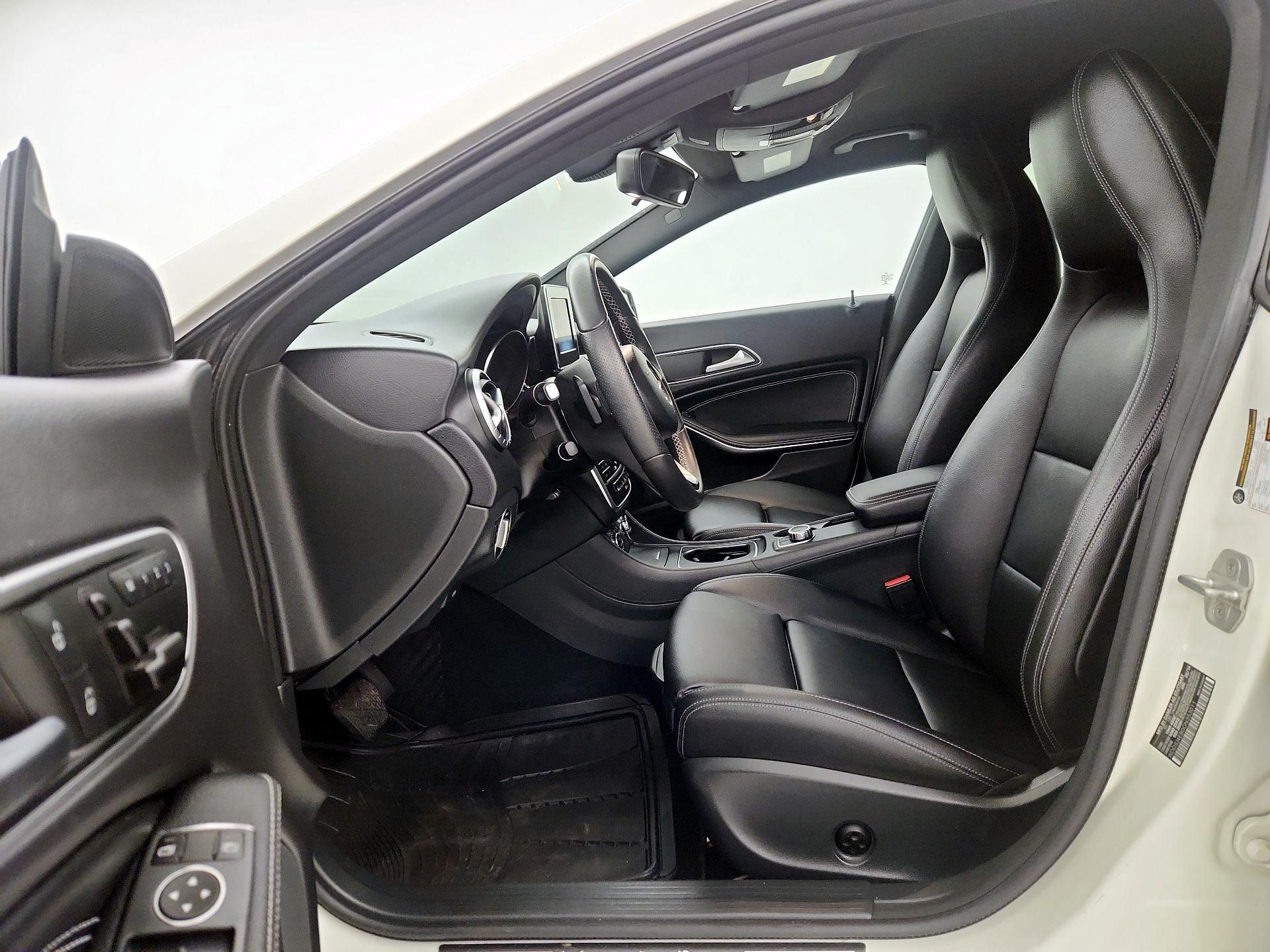 Thumbnail: 2016 Mercedes-Benz CLA - 11