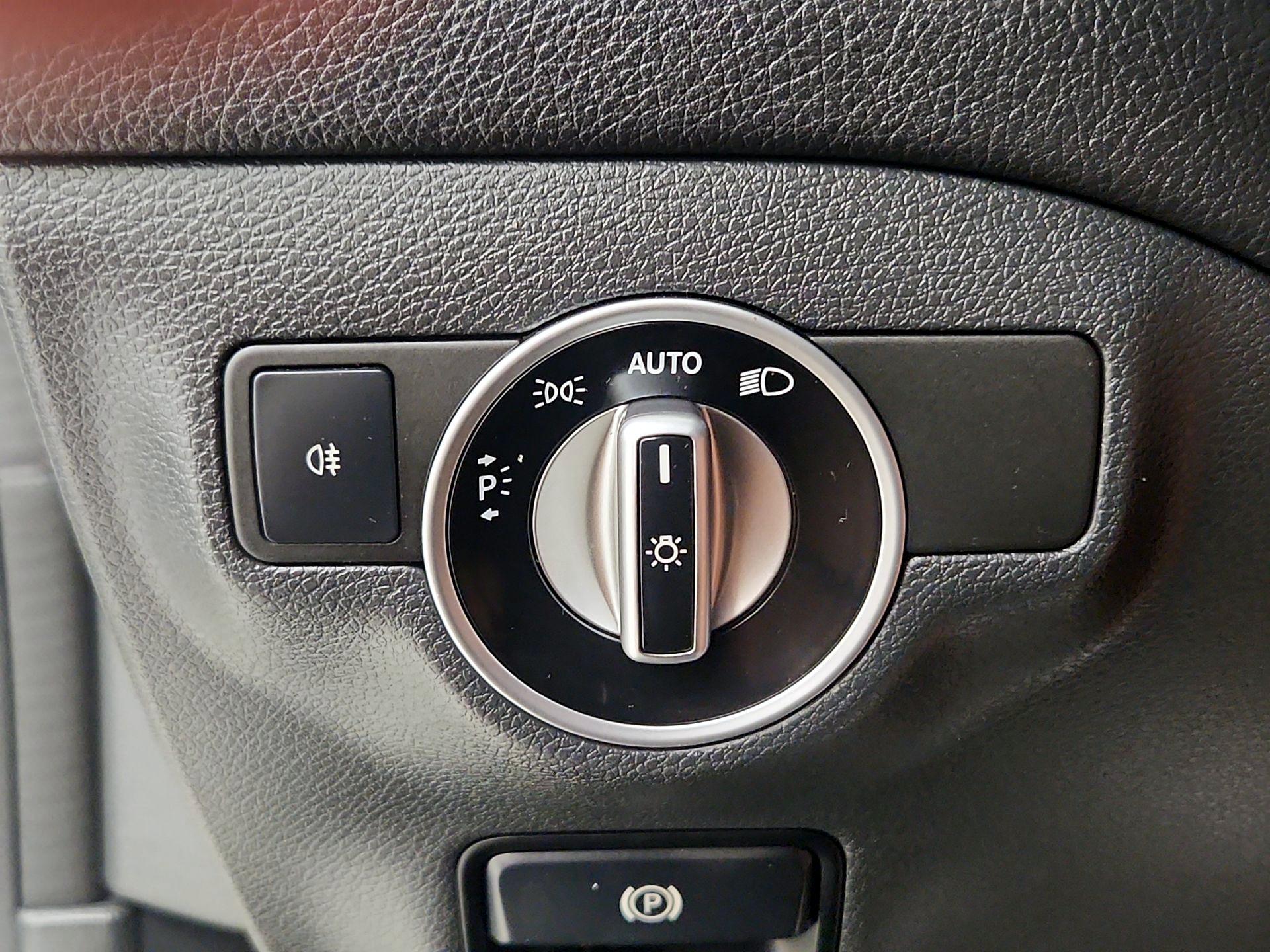 Thumbnail: 2016 Mercedes-Benz CLA - 13