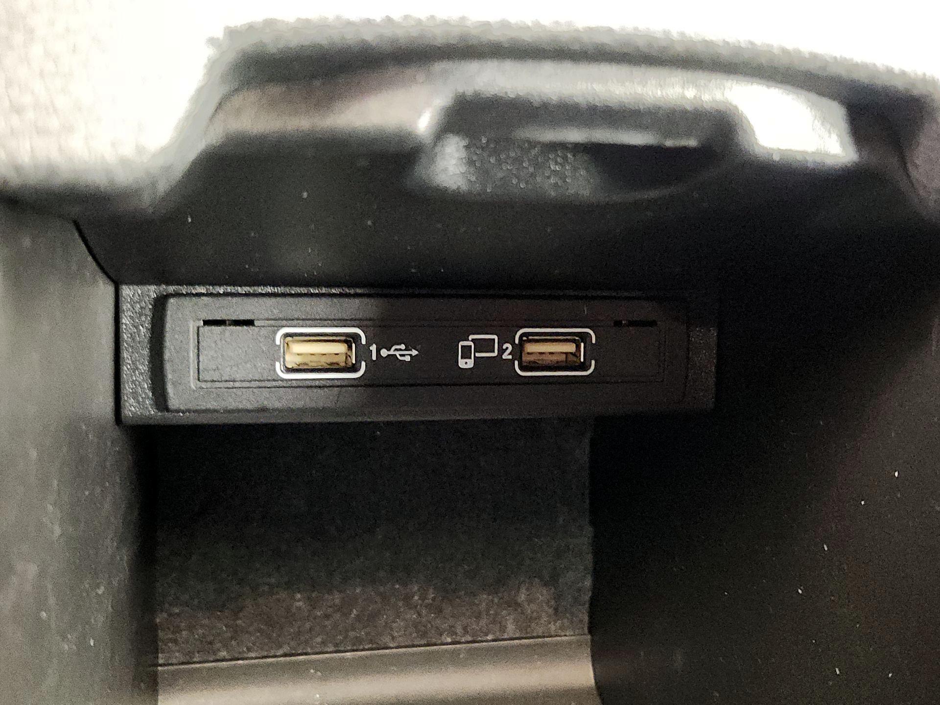 Thumbnail: 2016 Mercedes-Benz CLA - 18