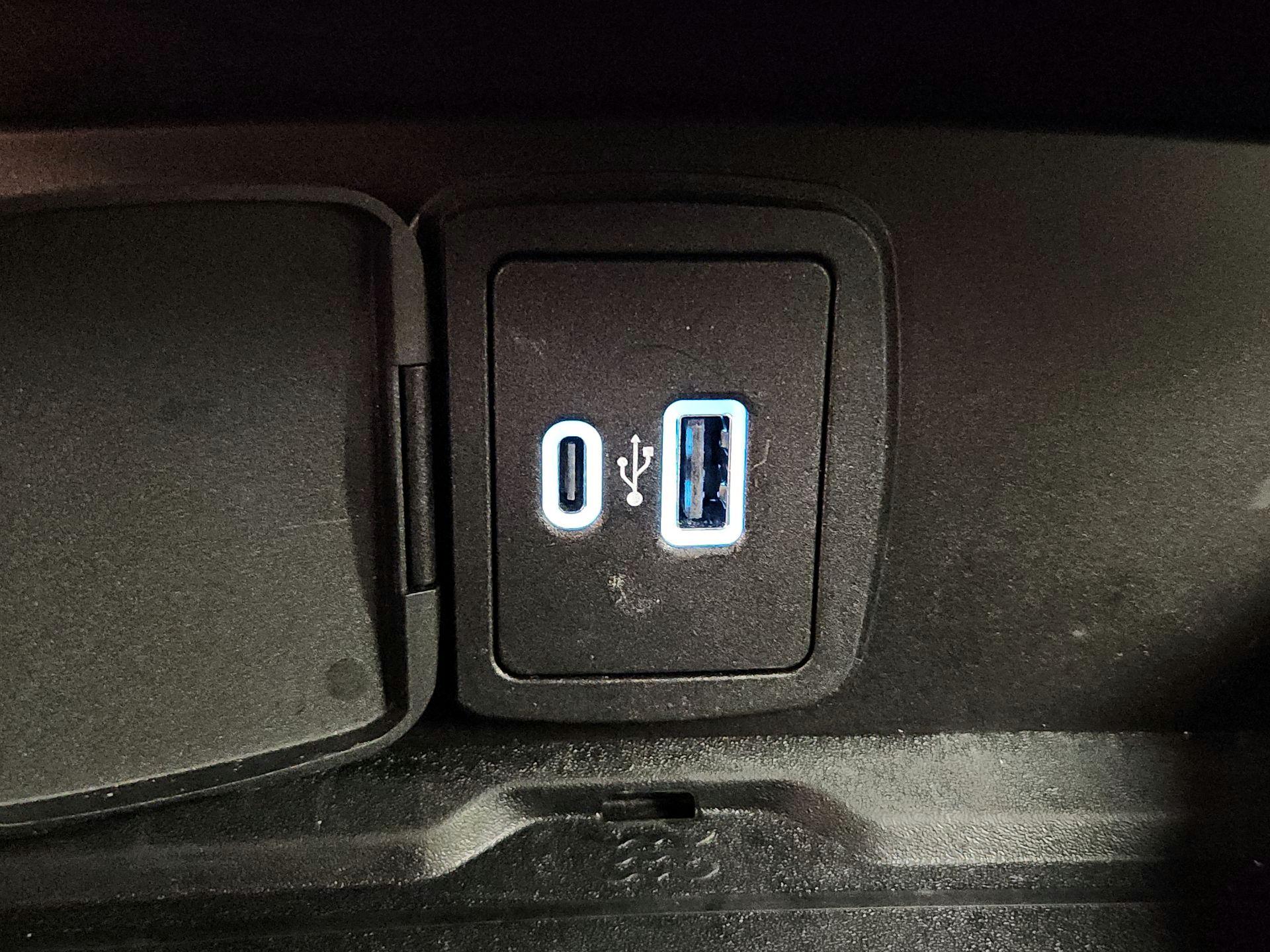 Thumbnail: 2022 Ford Bronco - 19