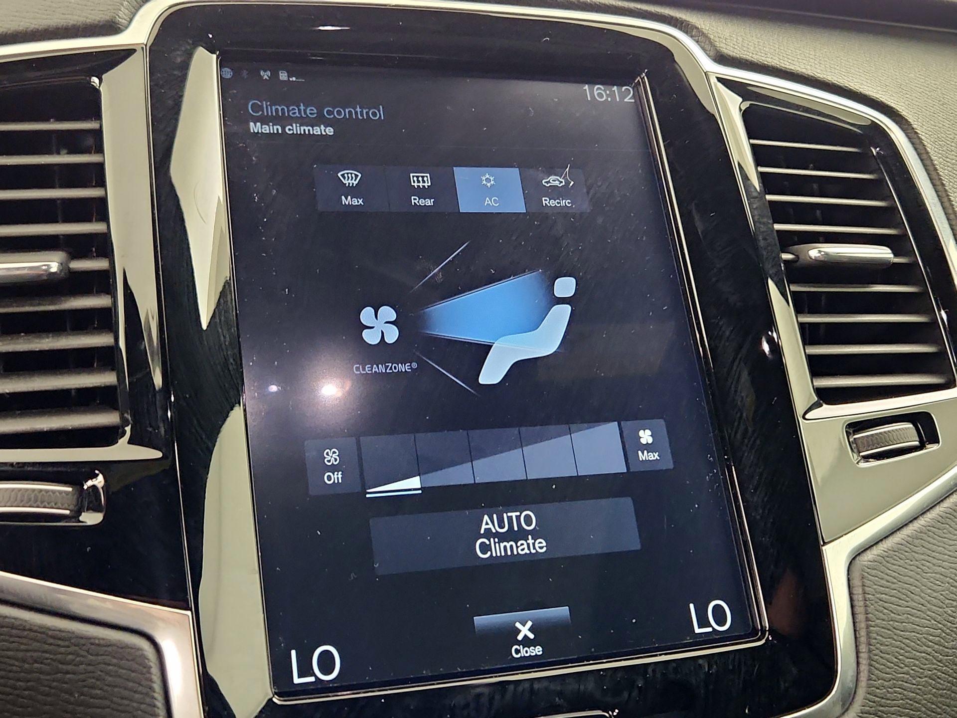 Thumbnail: 2017 Volvo XC90 - 17