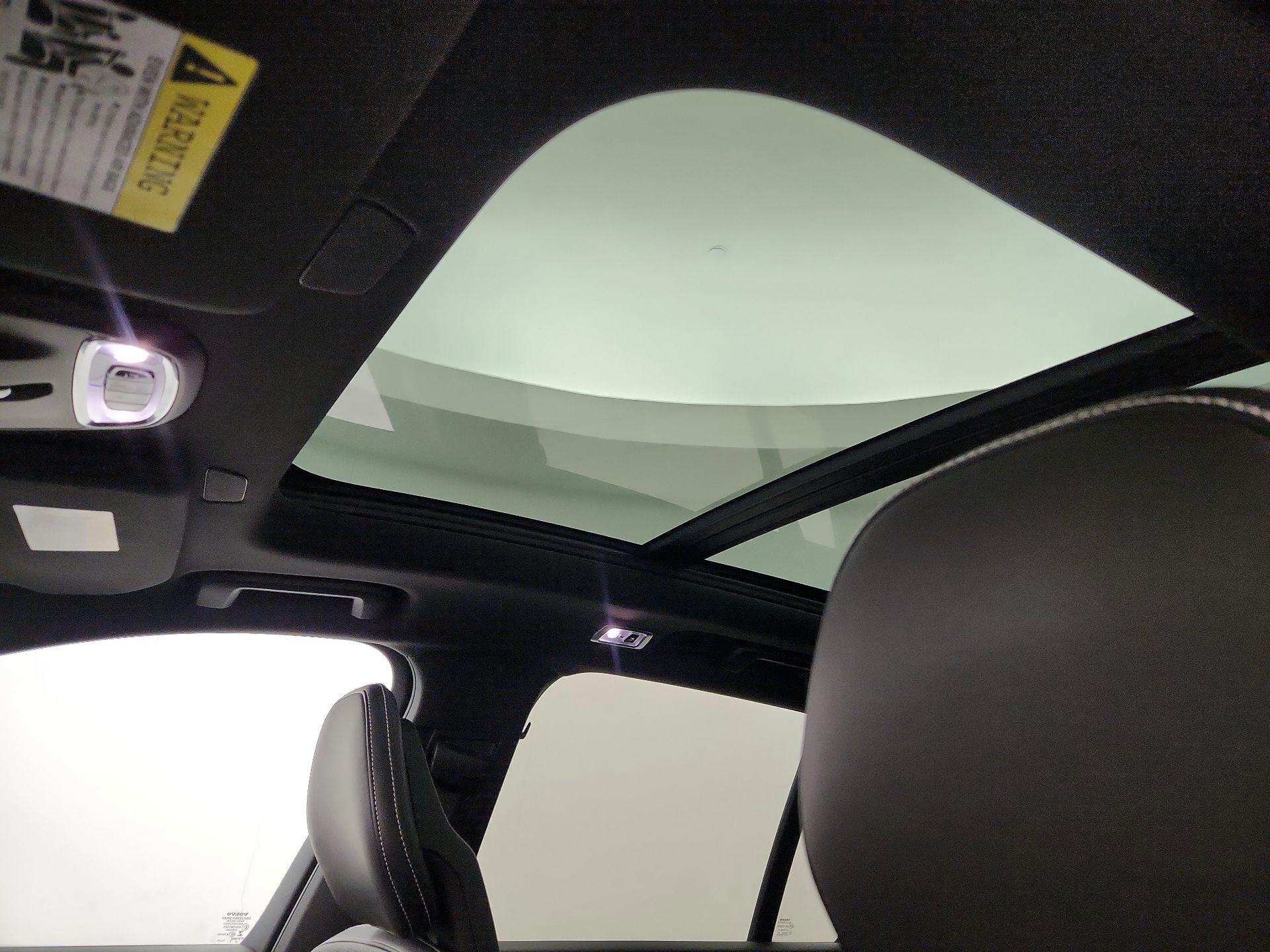 Thumbnail: 2017 Volvo XC90 - 20