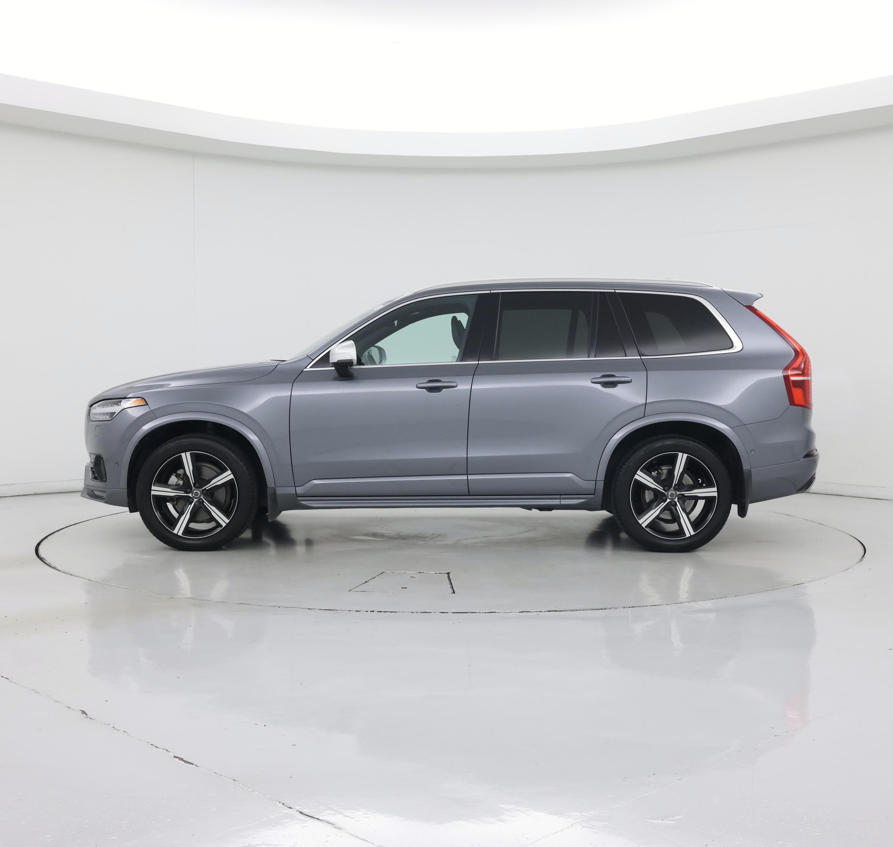 Thumbnail: 2017 Volvo XC90 - 3