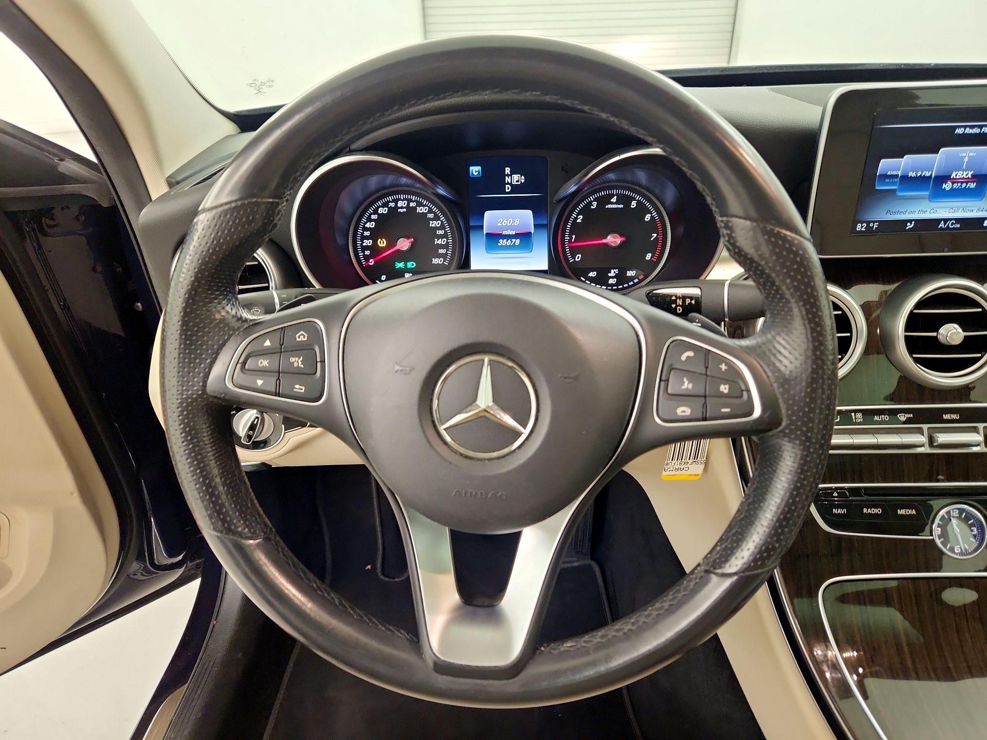 Thumbnail: 2015 Mercedes-Benz C-Class - 10