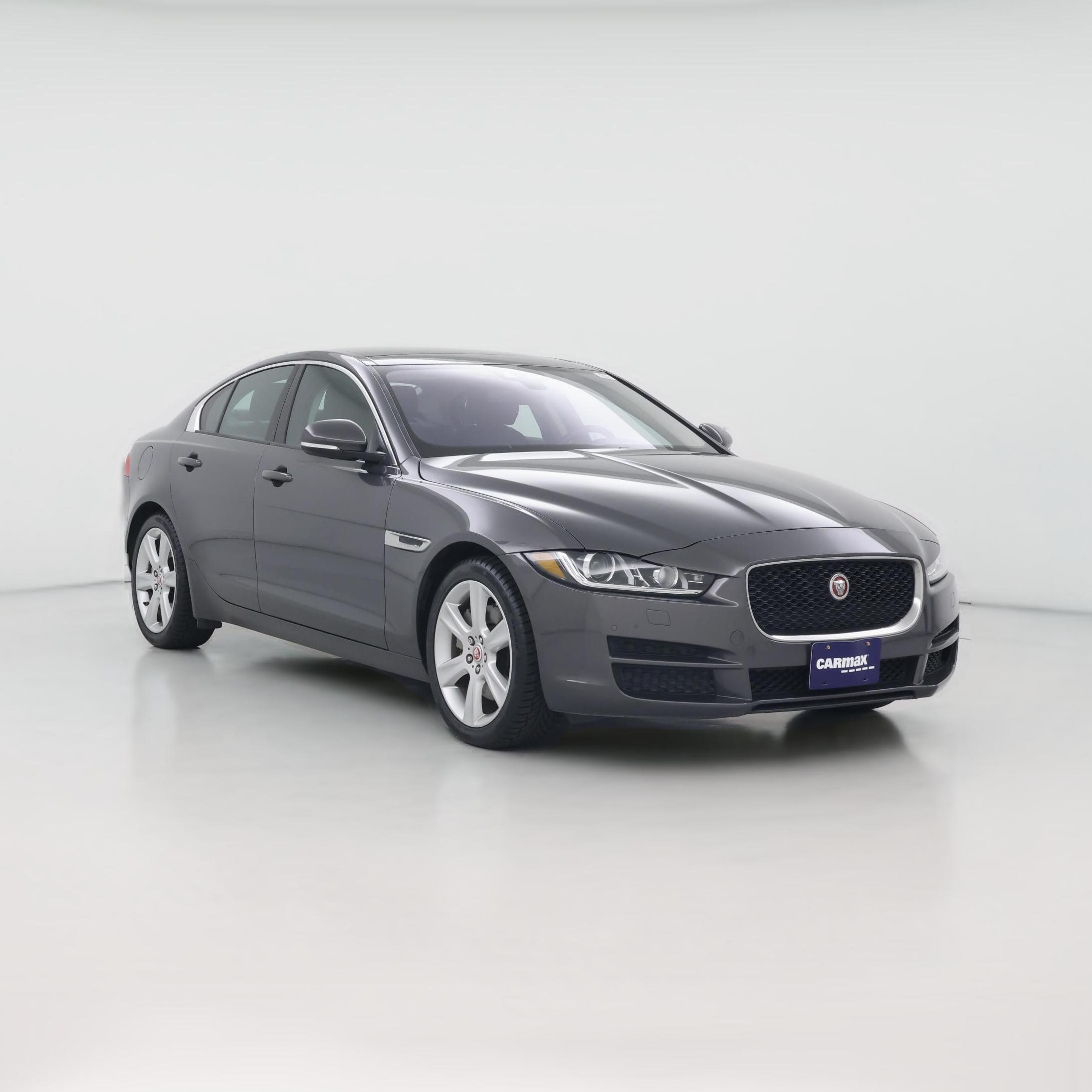 Thumbnail: 2017 Jaguar XE - 1