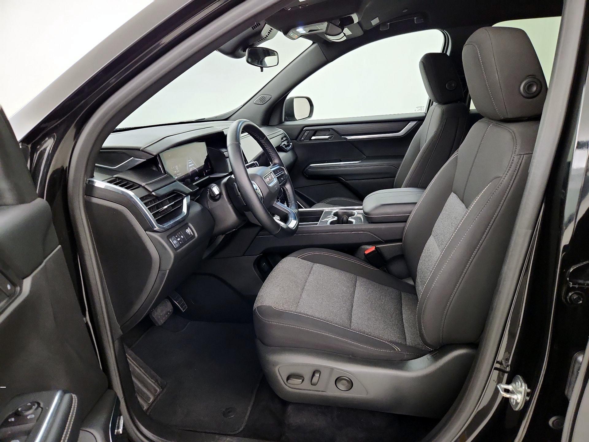 Thumbnail: 2025 GMC Acadia - 11