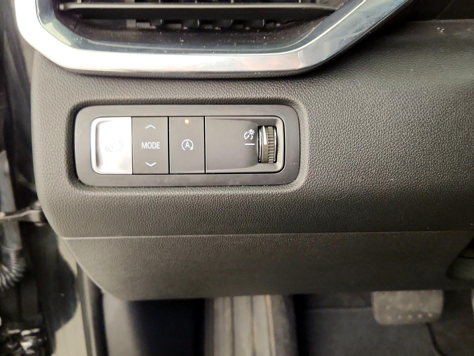 Thumbnail: 2025 GMC Acadia - 13