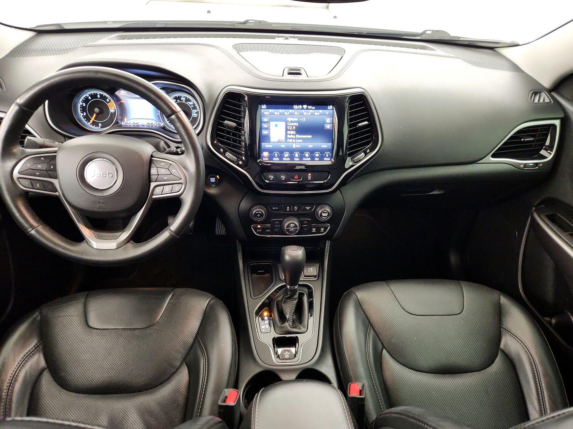 Thumbnail: 2019 Jeep Cherokee - 9