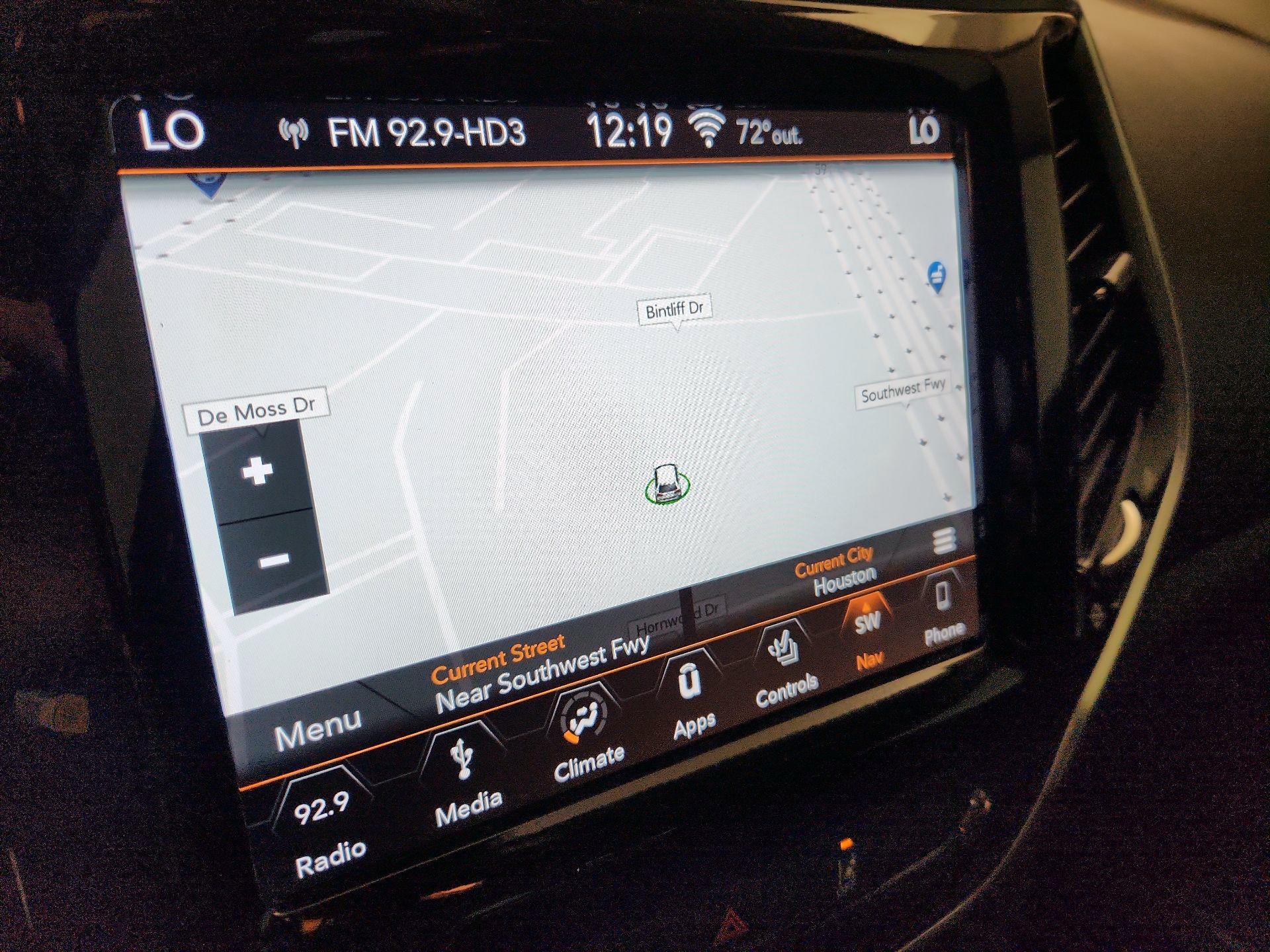 Thumbnail: 2019 Jeep Cherokee - 14