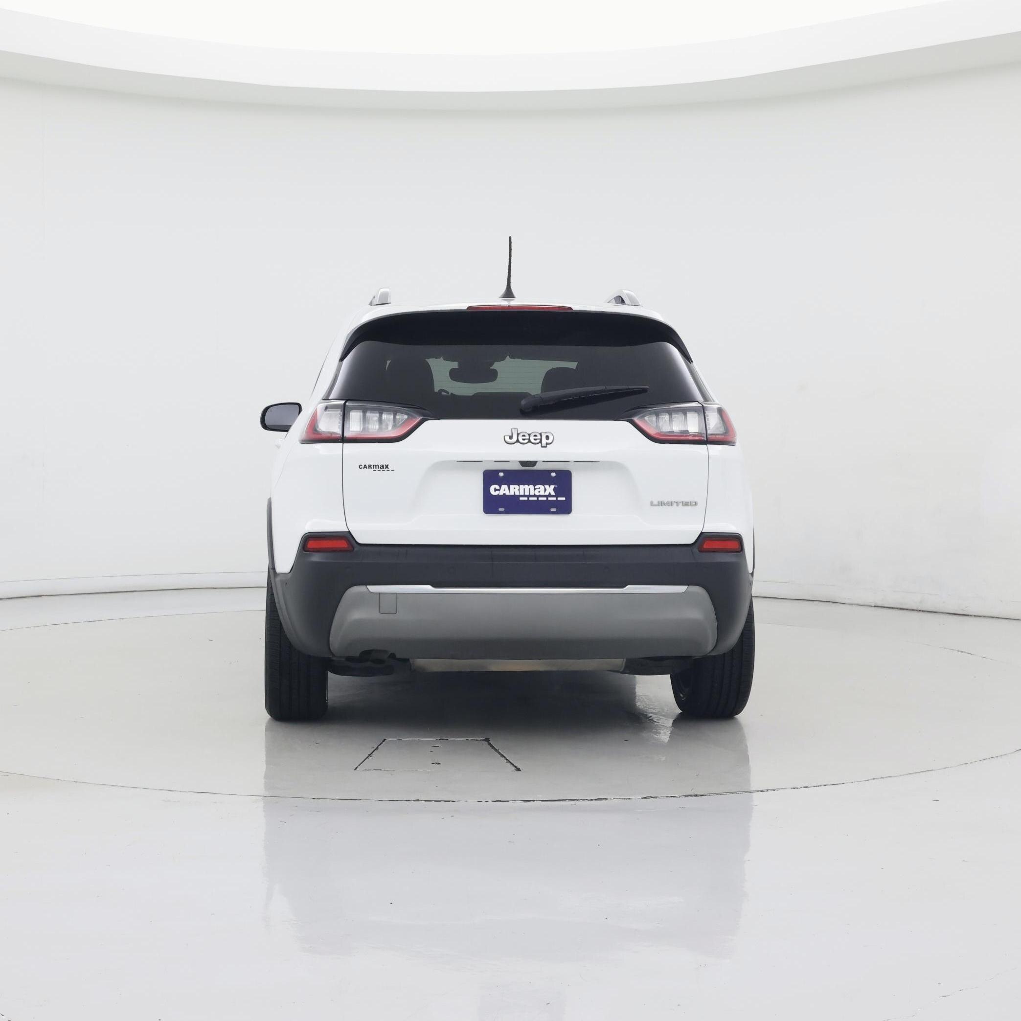 Thumbnail: 2019 Jeep Cherokee - 6