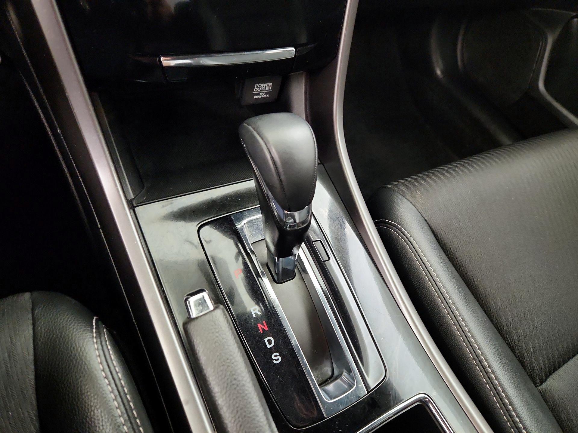Thumbnail: 2017 Honda Accord - 17