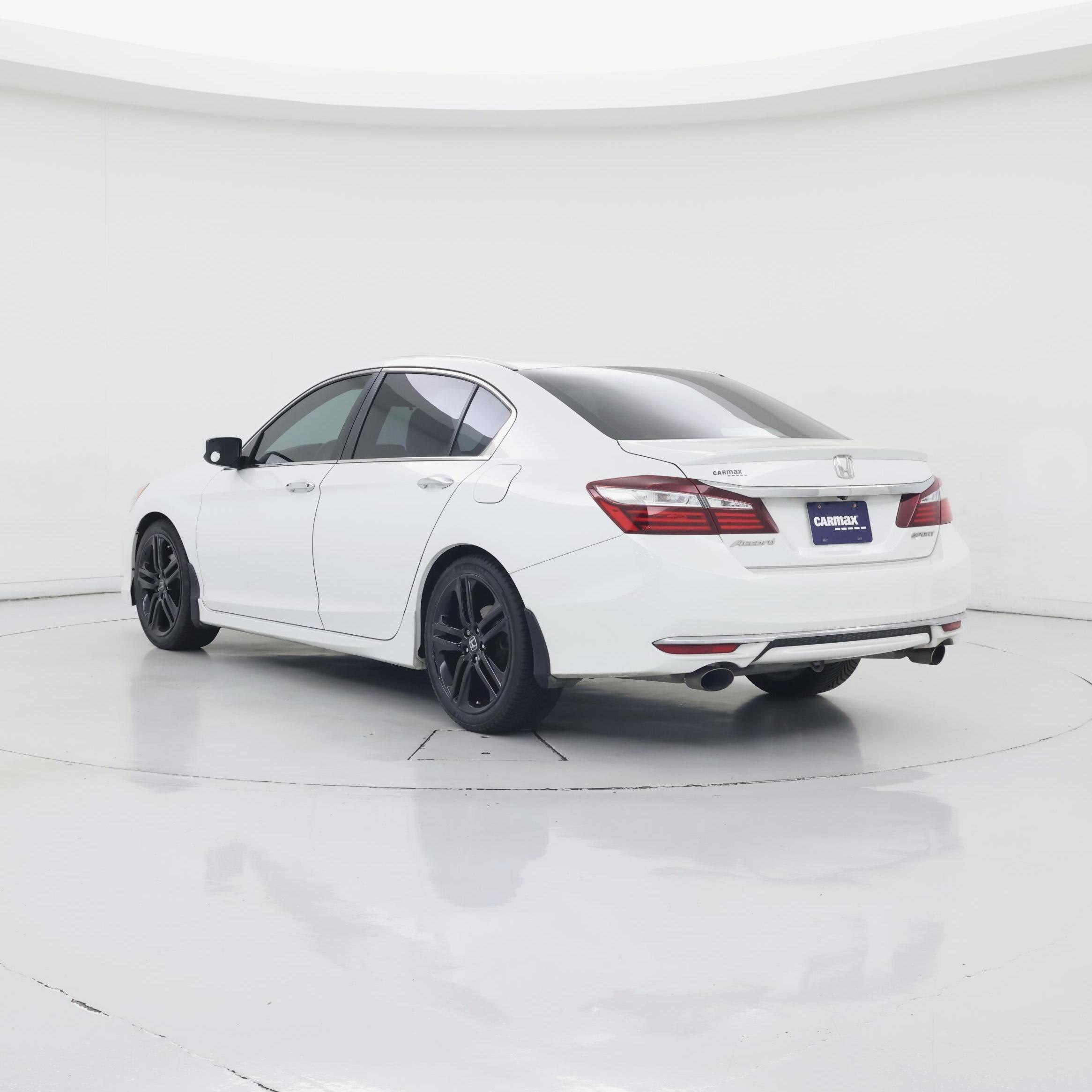 Thumbnail: 2017 Honda Accord - 2