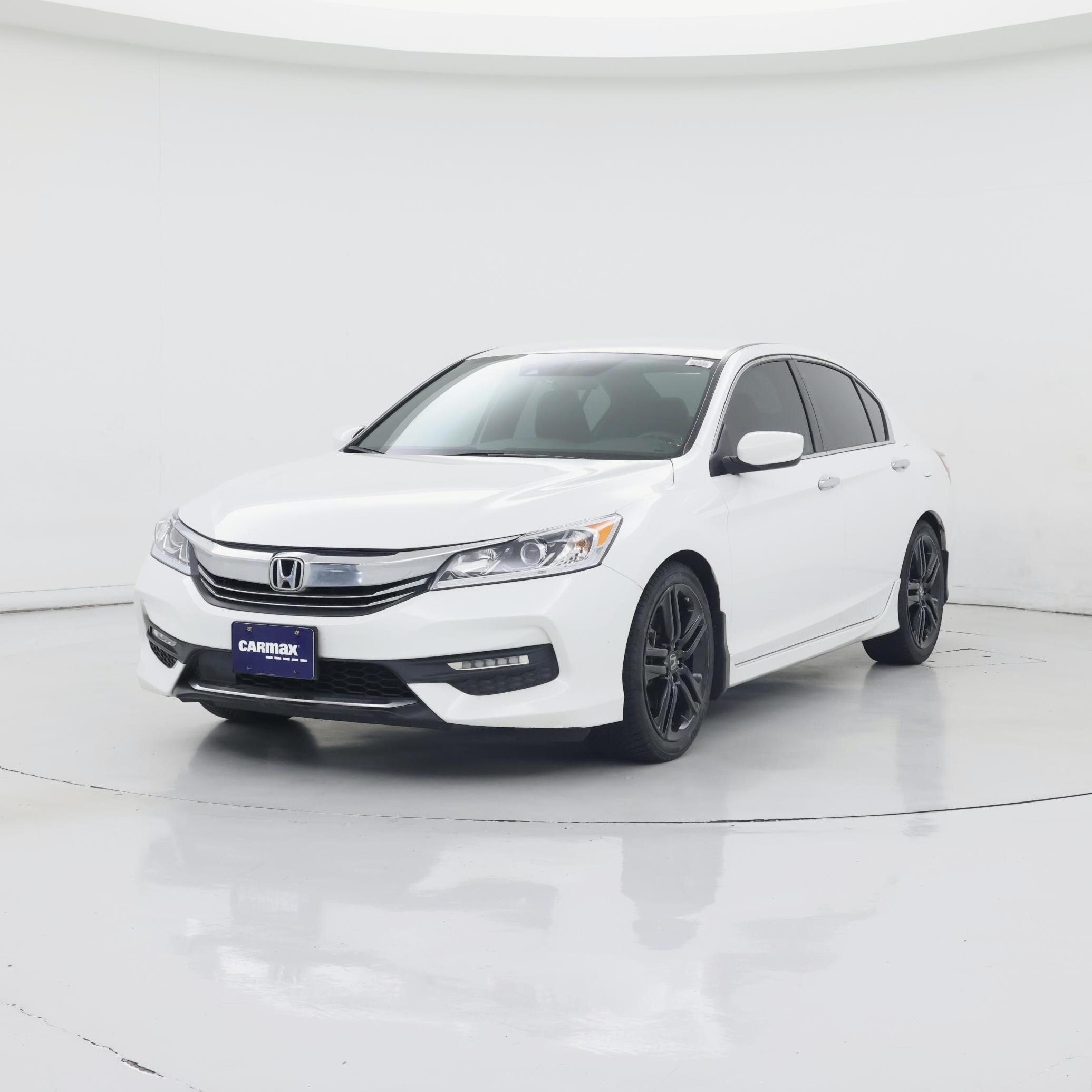 Thumbnail: 2017 Honda Accord - 4