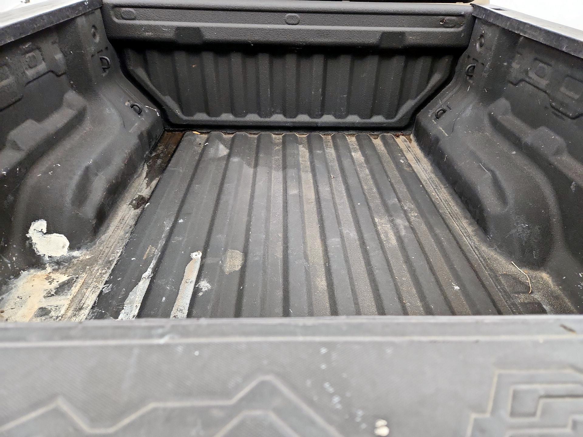 Thumbnail: 2024 Chevrolet Colorado - 20