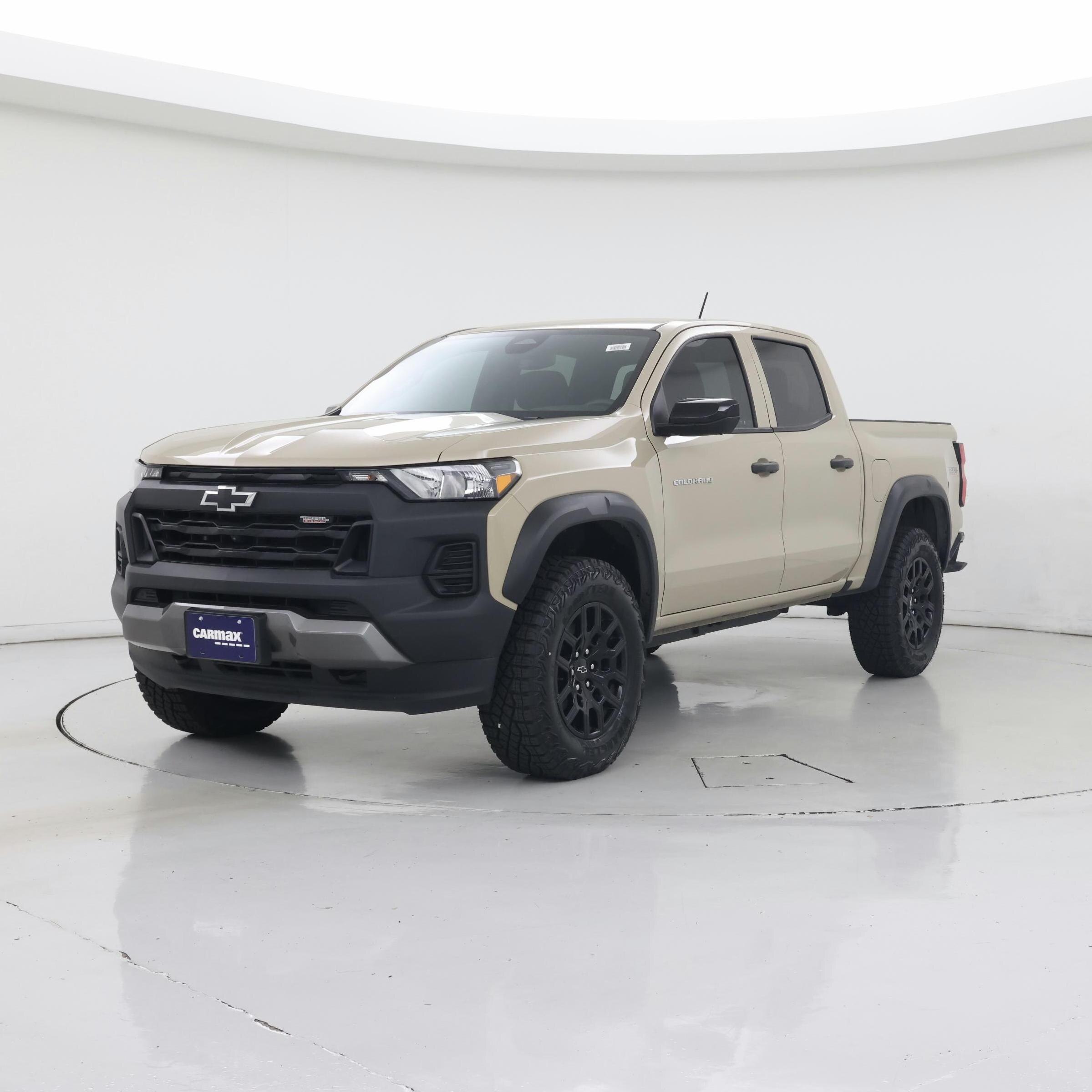 Thumbnail: 2024 Chevrolet Colorado - 4