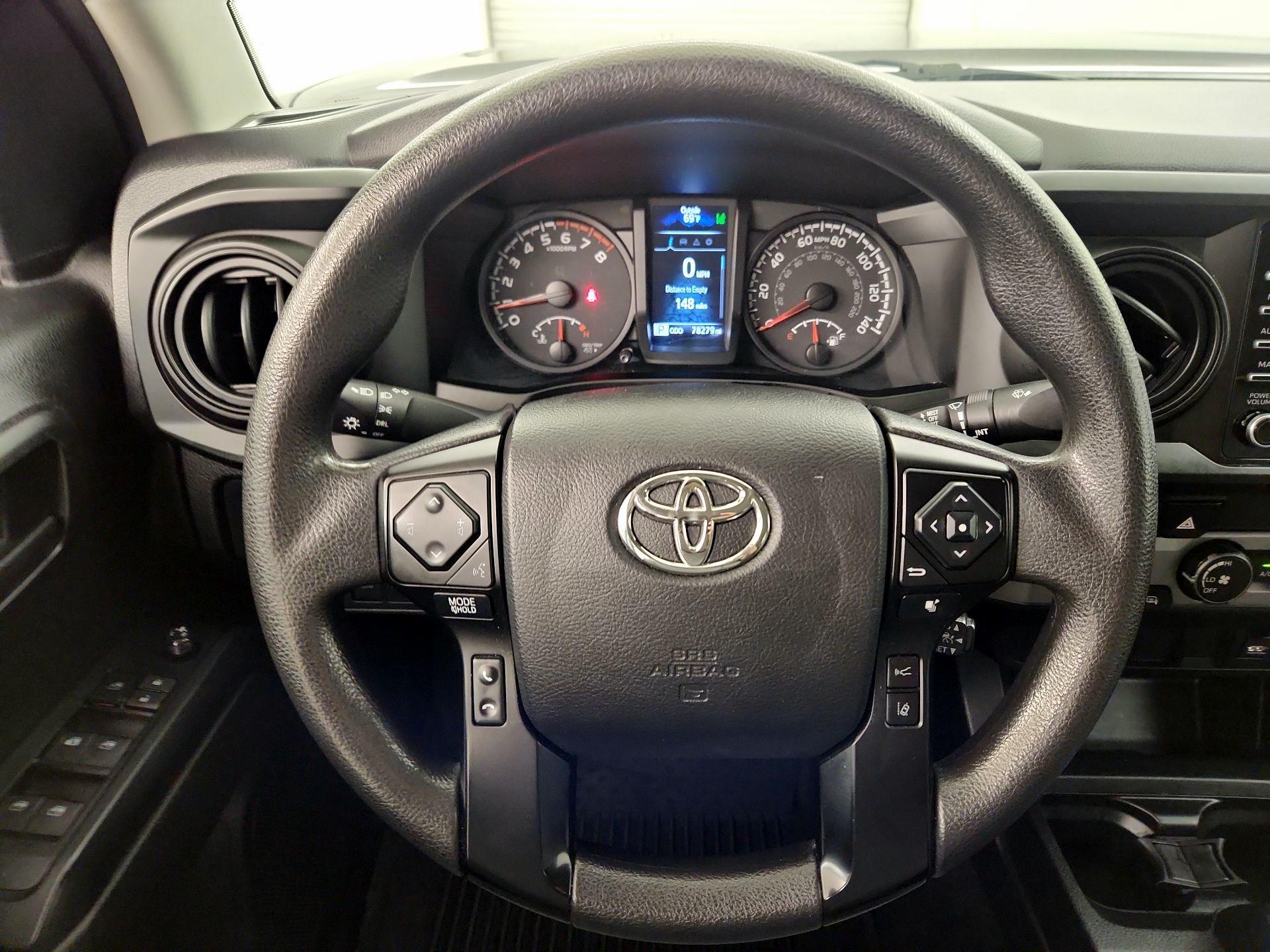 Thumbnail: 2021 Toyota Tacoma - 10