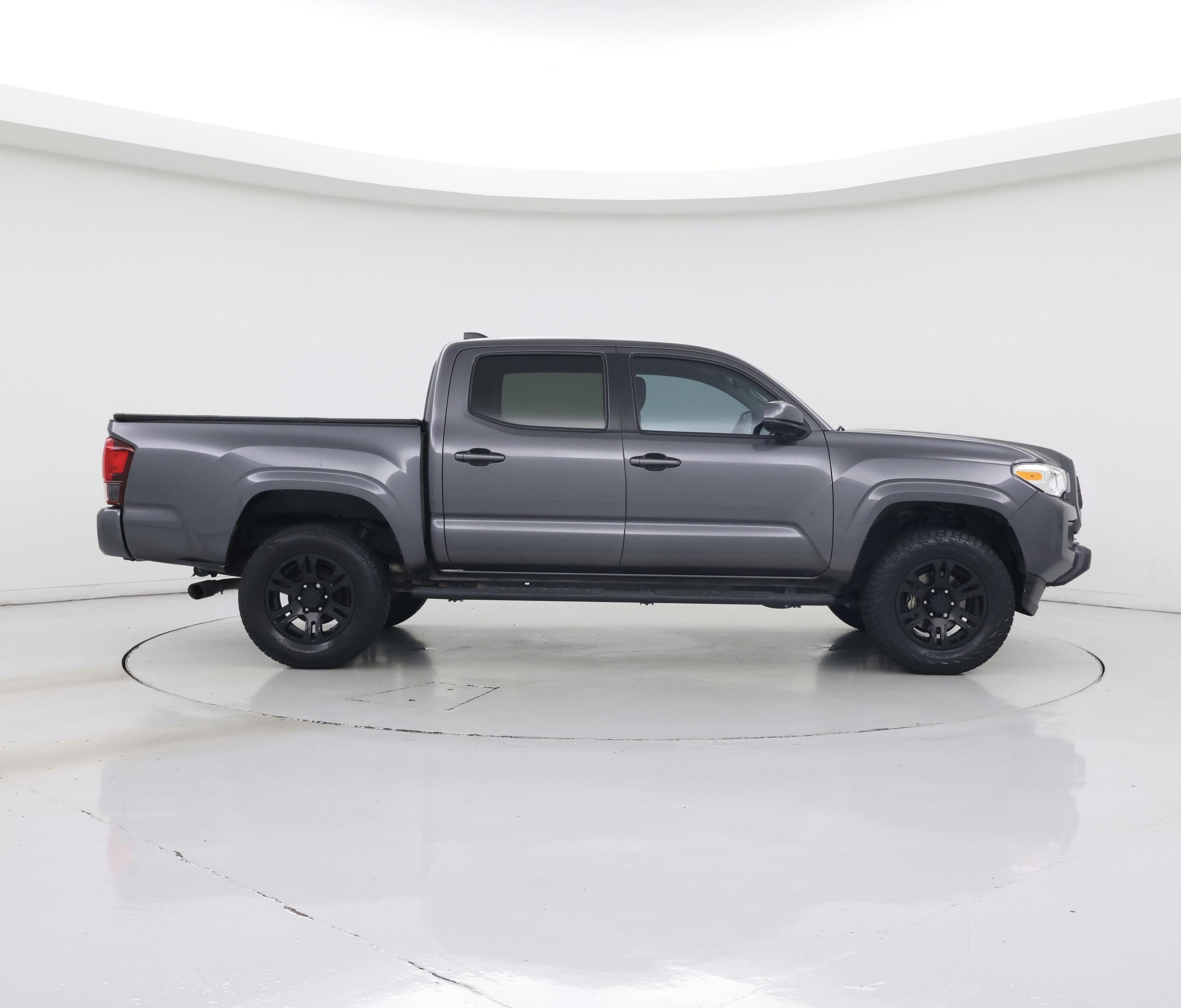 Thumbnail: 2021 Toyota Tacoma - 7