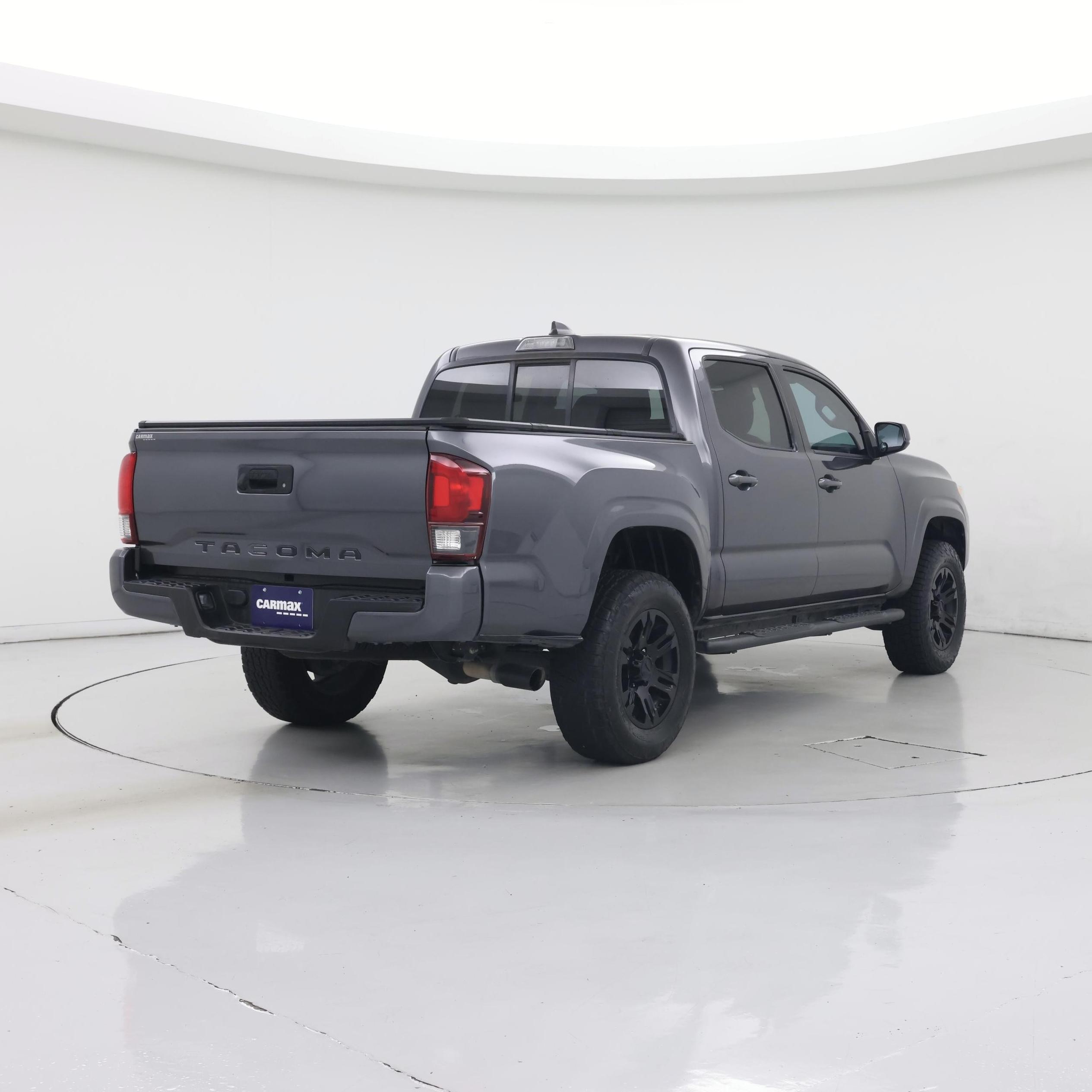 Thumbnail: 2021 Toyota Tacoma - 8