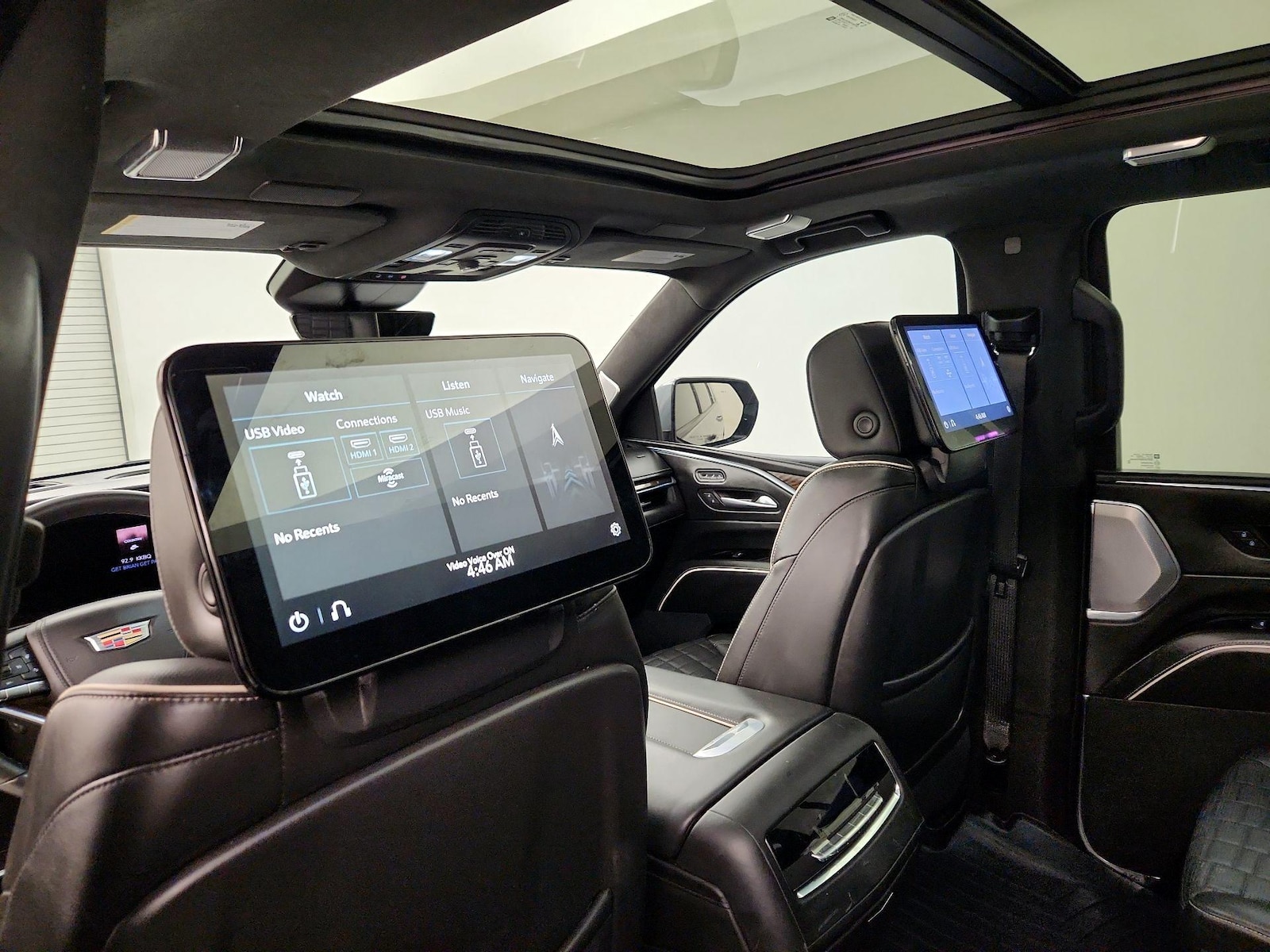 2021 Cadillac Escalade ESV Sport Platinum - Photo 27