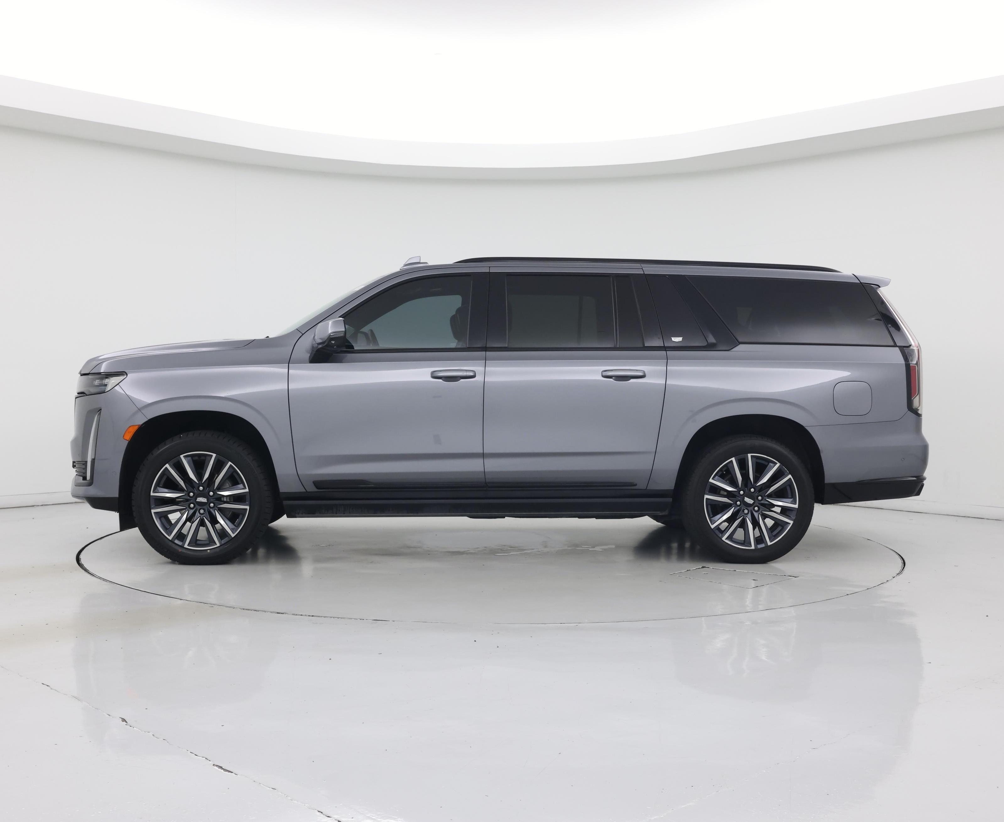 Thumbnail: 2021 Cadillac Escalade - 3
