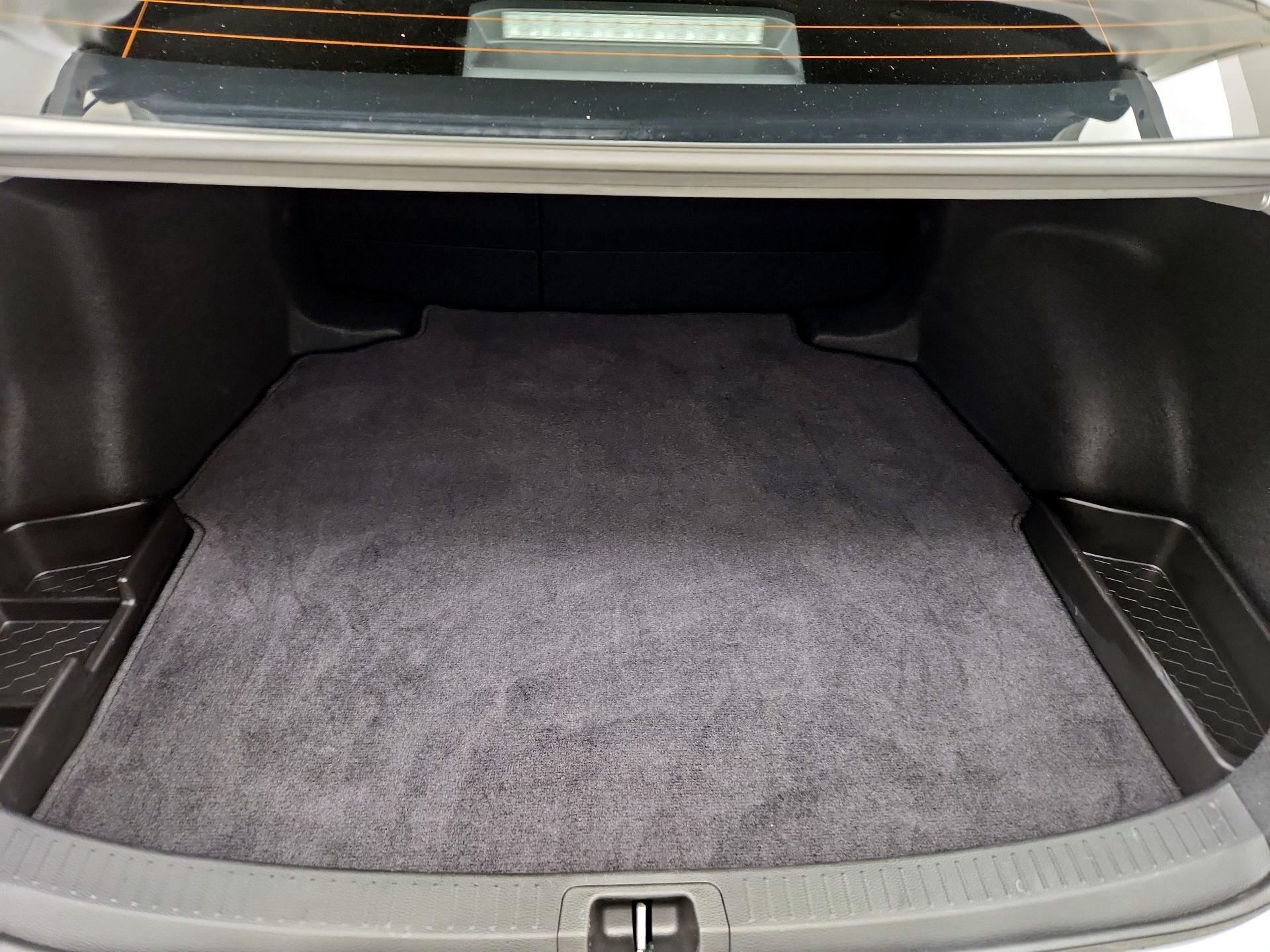 Thumbnail: 2025 Toyota Corolla - 20