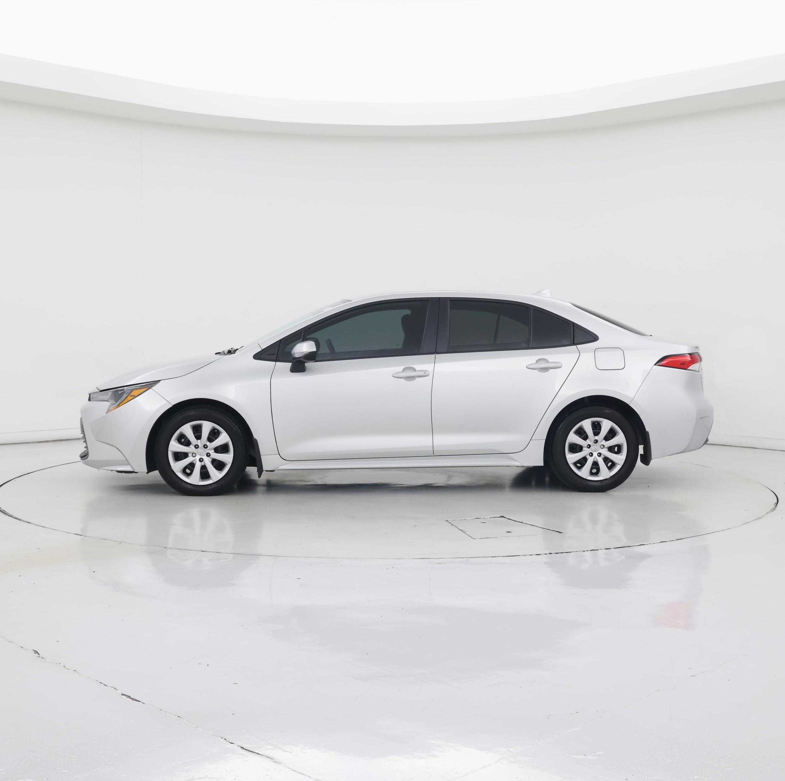 Thumbnail: 2025 Toyota Corolla - 3