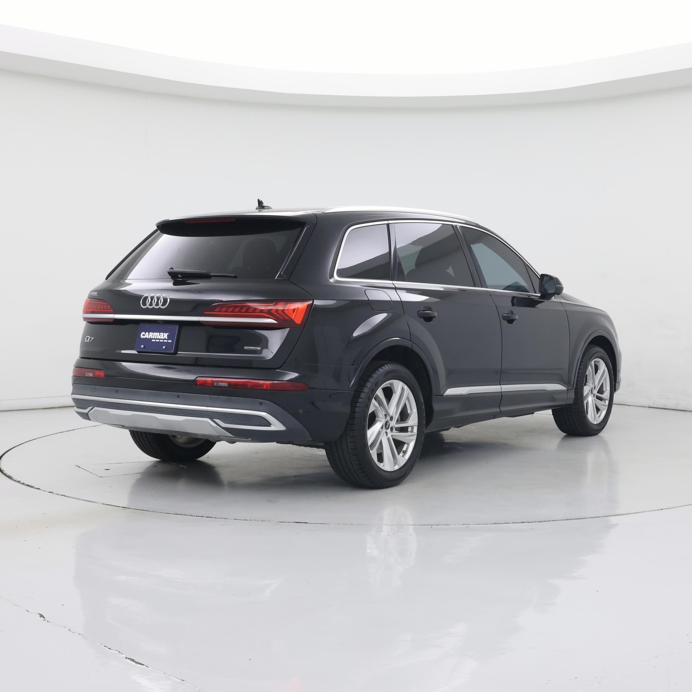 Thumbnail: 2023 Audi Q7 - 8