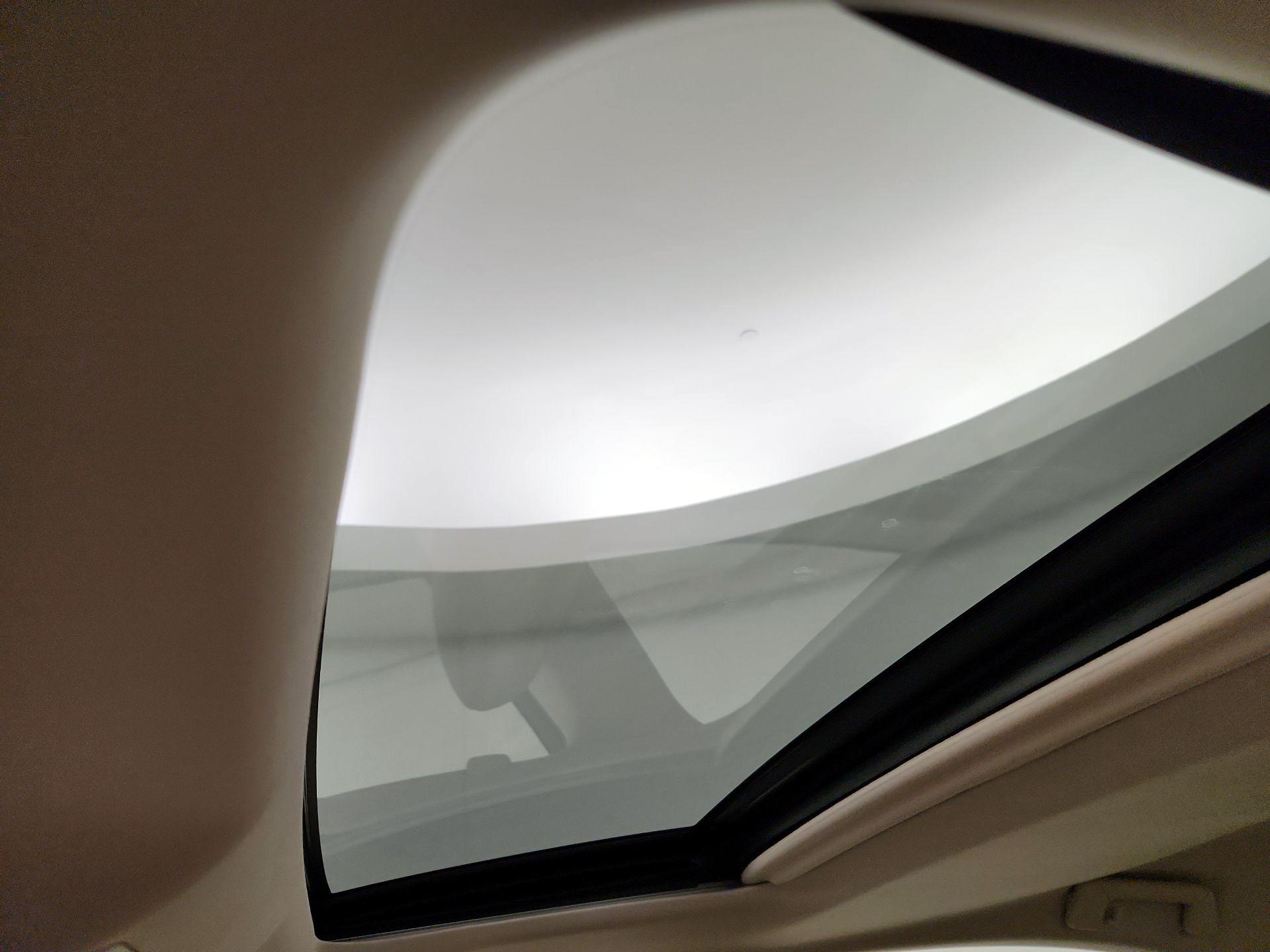 Thumbnail: 2015 Lexus ES - 20